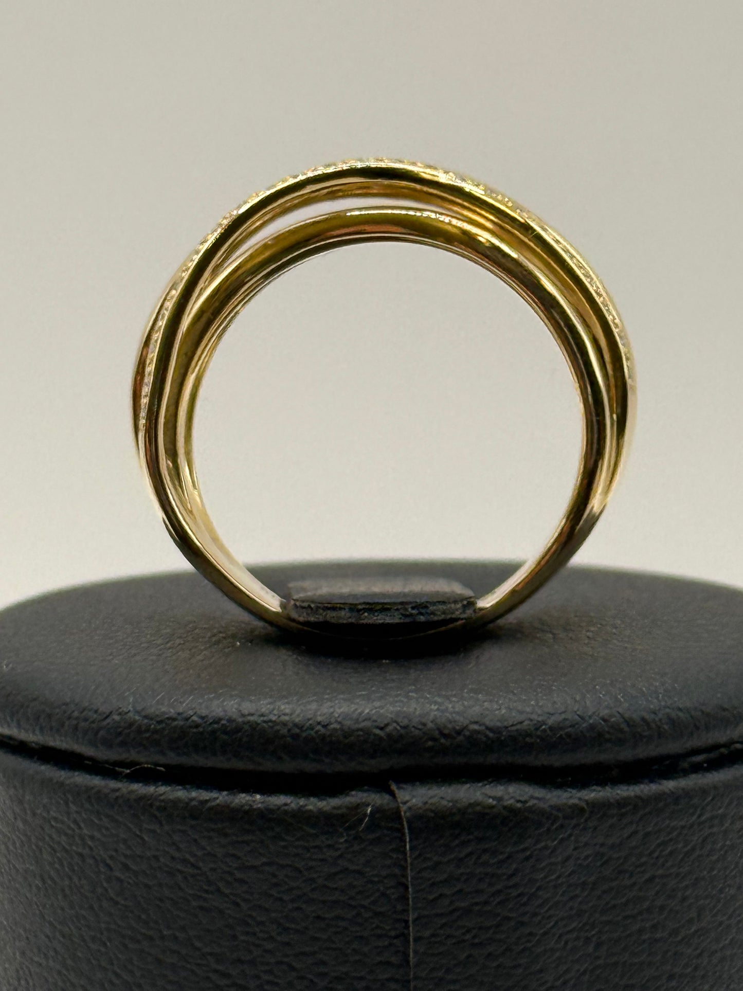 Bague en or jaune entrelacée sertie de diamants – Taille 54