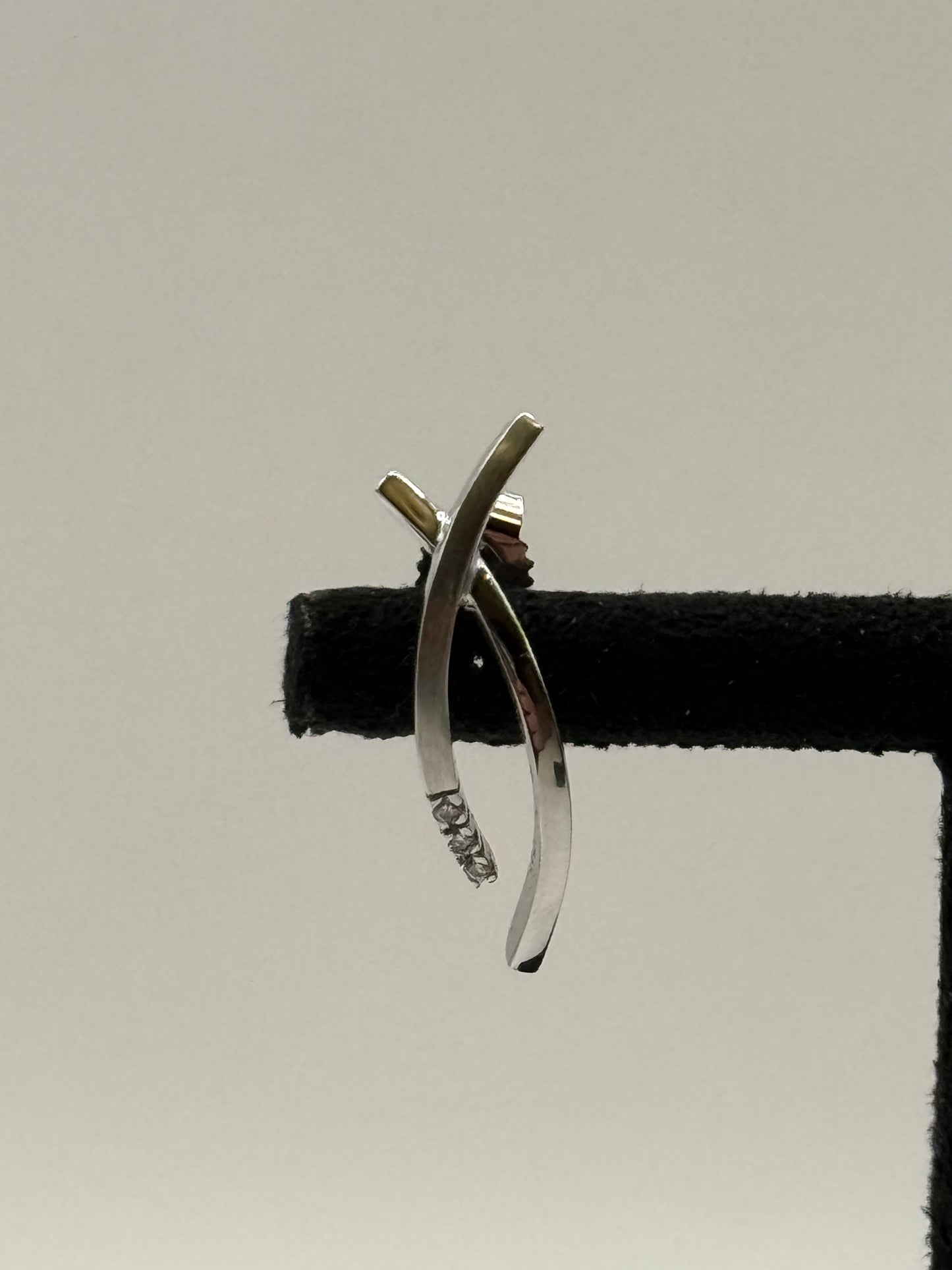 Boucles d’oreilles en or blanc serties de diamants