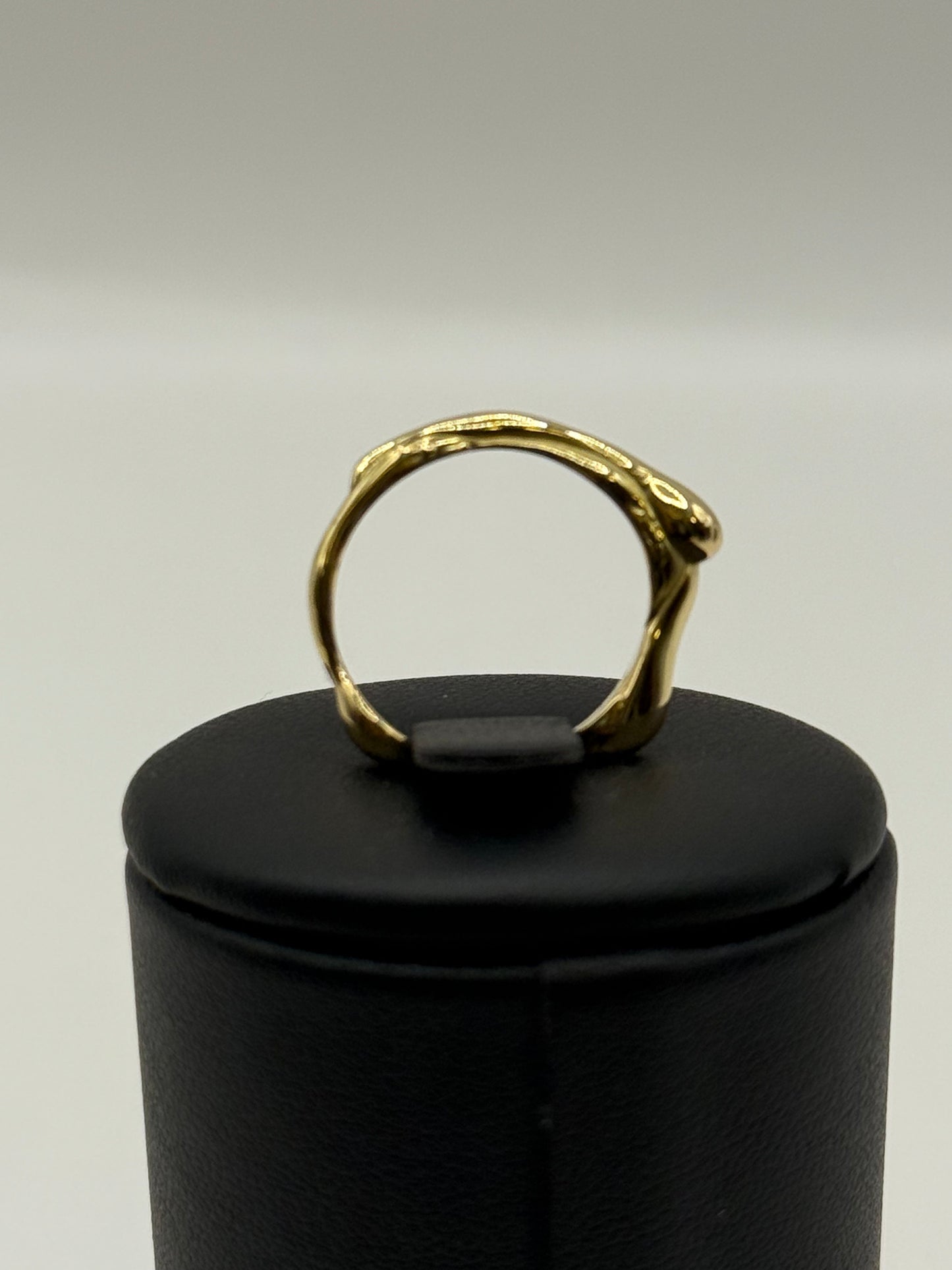 Bague de créateur en or 750 – Design organique et contemporain
