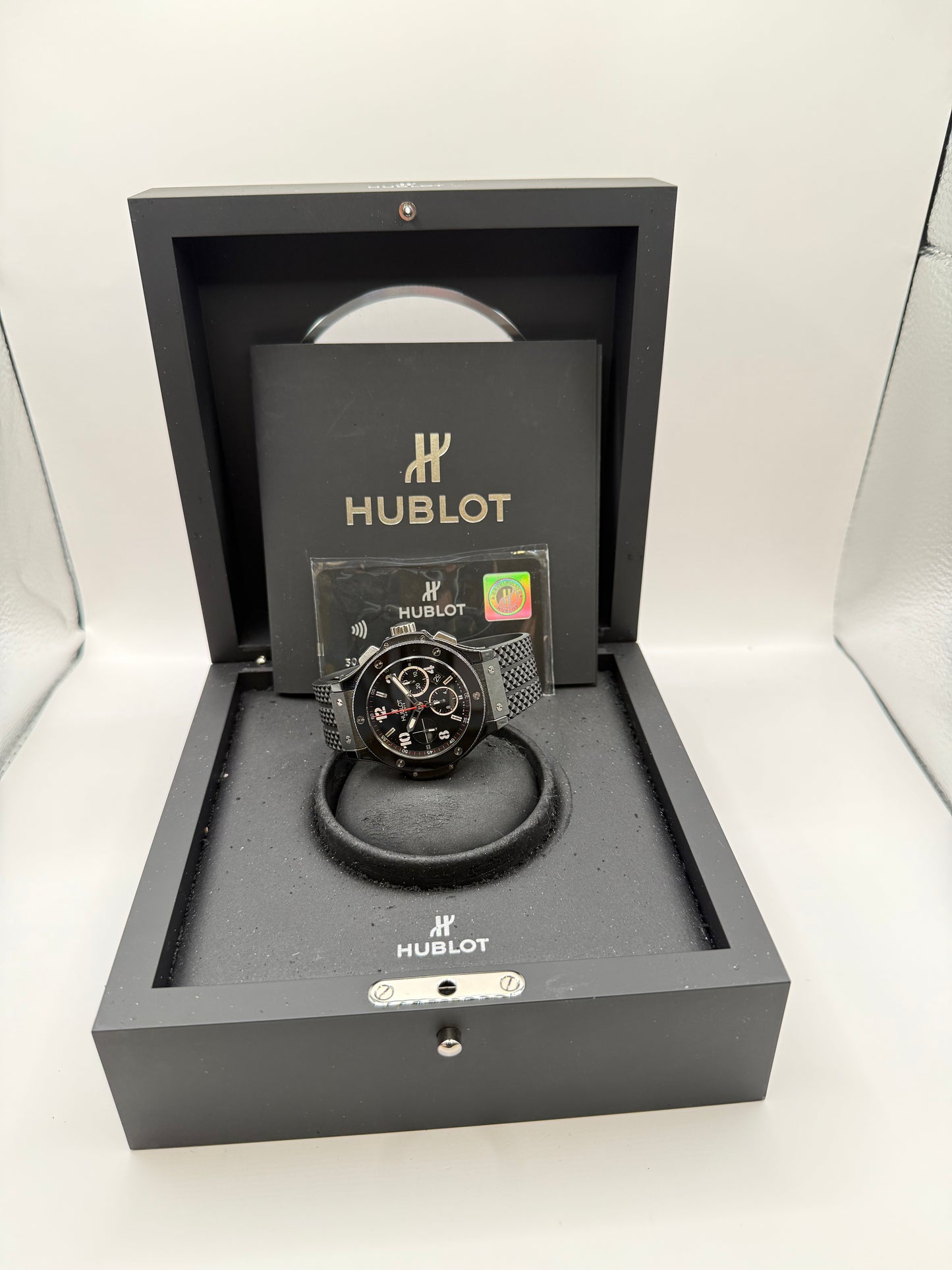 Hublot Big Bang 301.CX.130.RX 2016 44mm montre de luxe vue 5