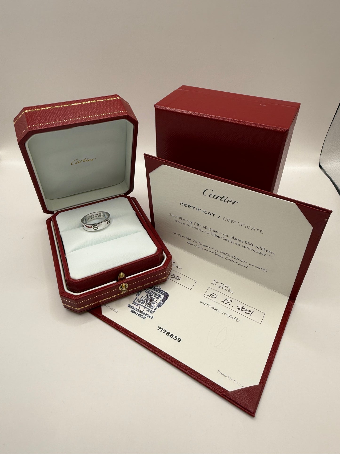 Bague Cartier Love or blanc