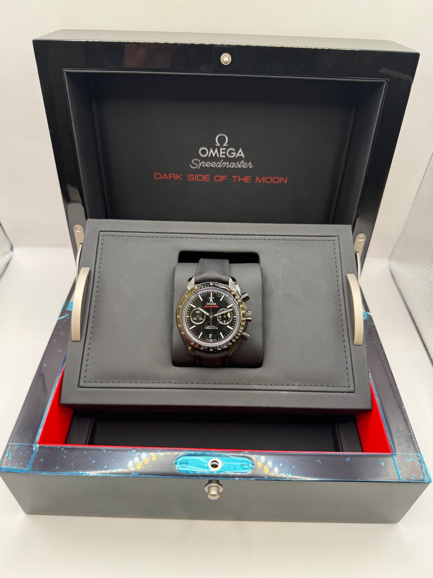 Omega Speedmaster 31192445101003 2023 44mm montre de luxe vue 5