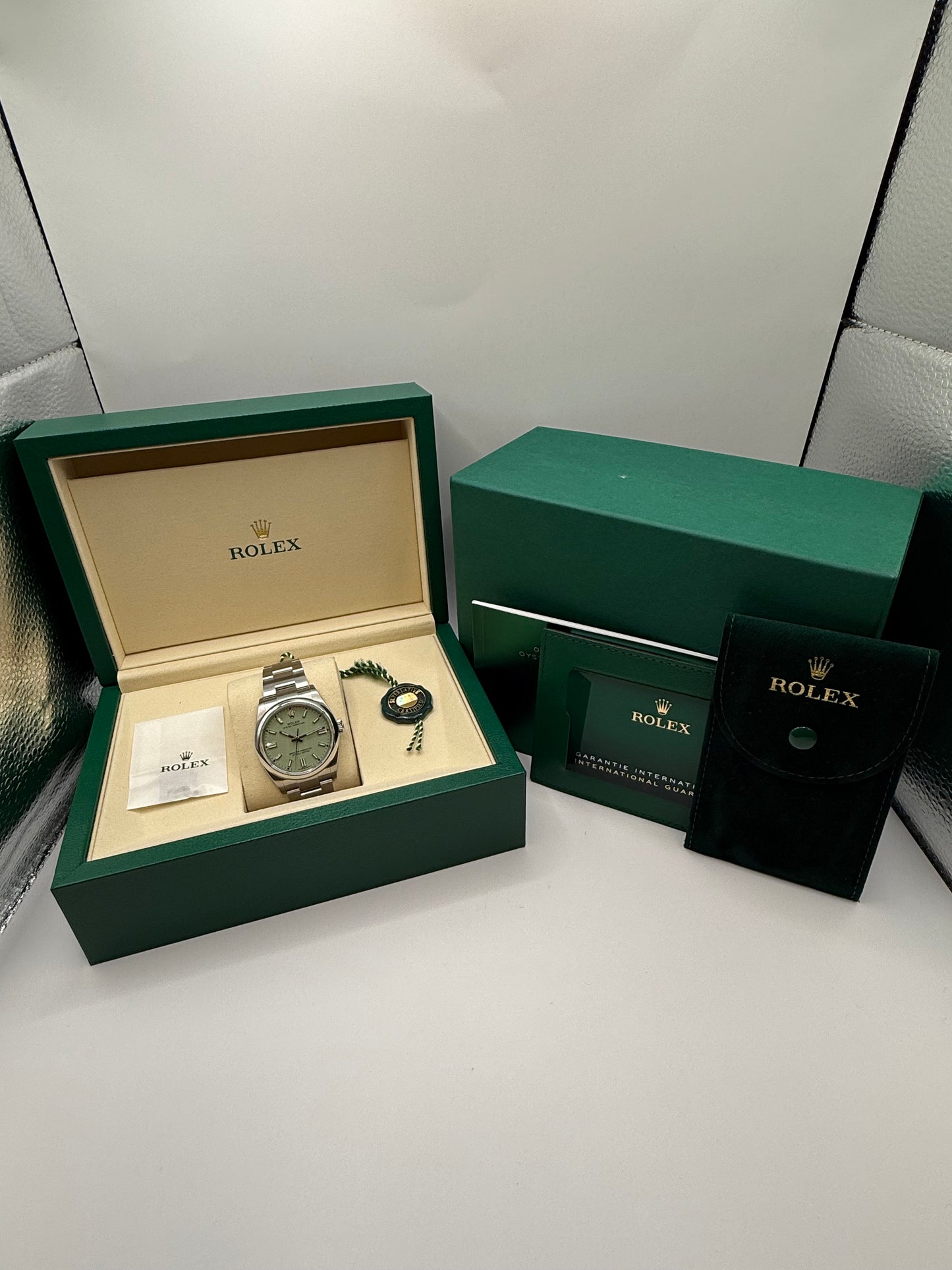 Rolex Oyster Perpetual 126000 2025 36mm montre de luxe vue 5