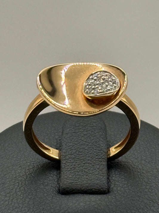 Bague en or jaune design moderne sertie de diamants – Taille 53,5