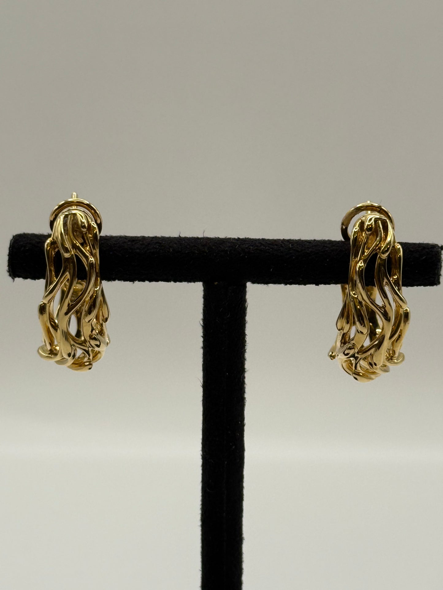 Boucles d’oreilles en or jaune – Design organique