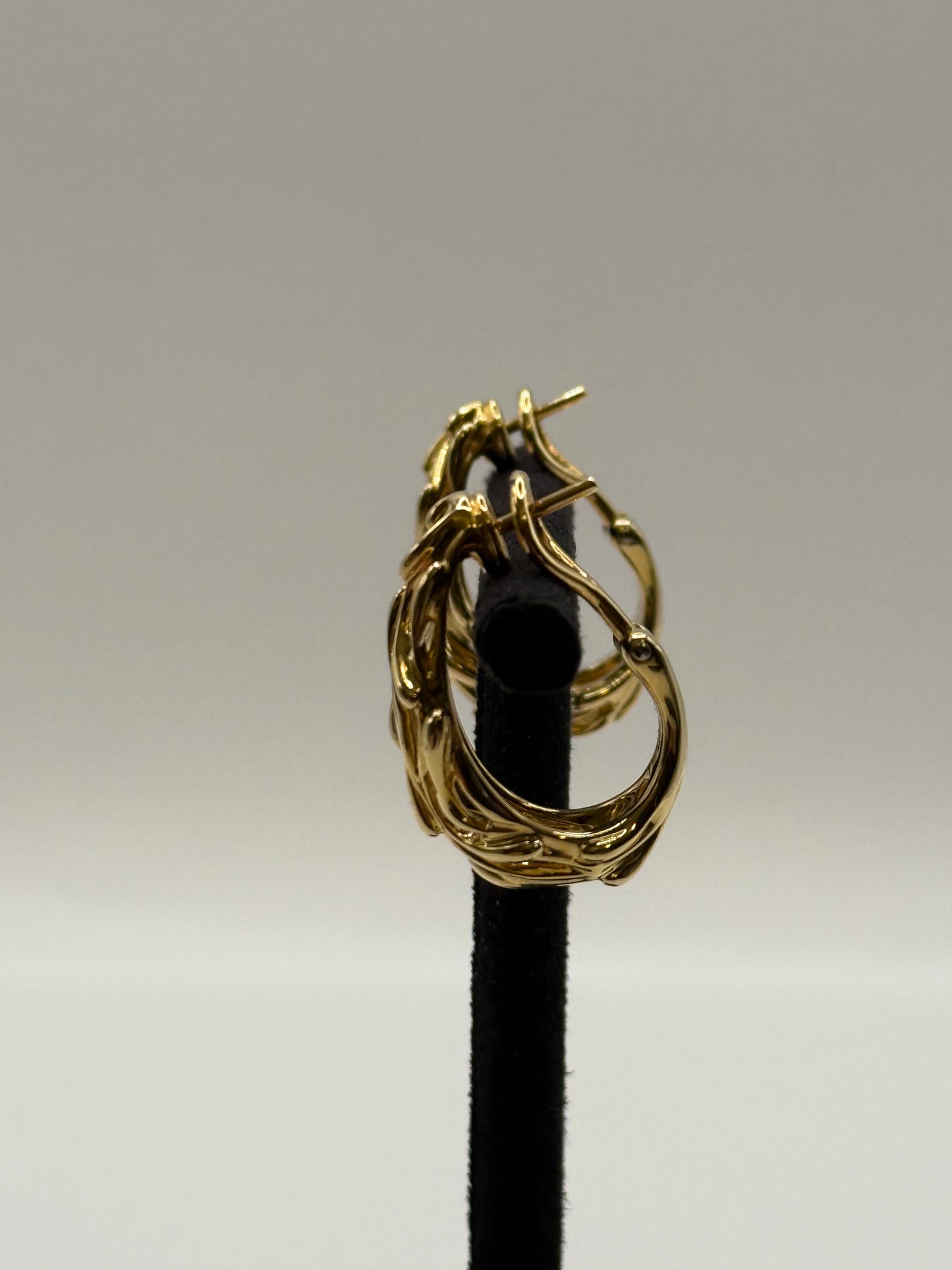 Boucles d’oreilles en or jaune – Design organique