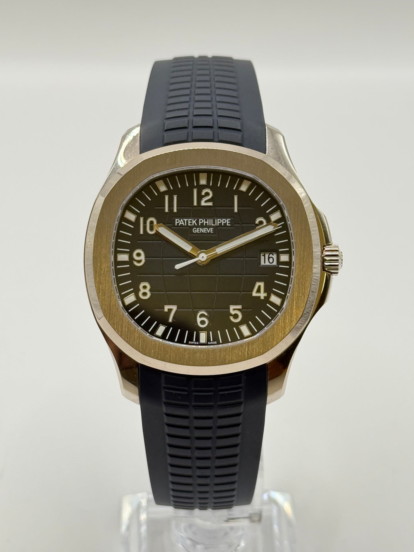 Patek Philippe Aquanaut – Réf. 5168G-001 – 42,2 mm – Full Set