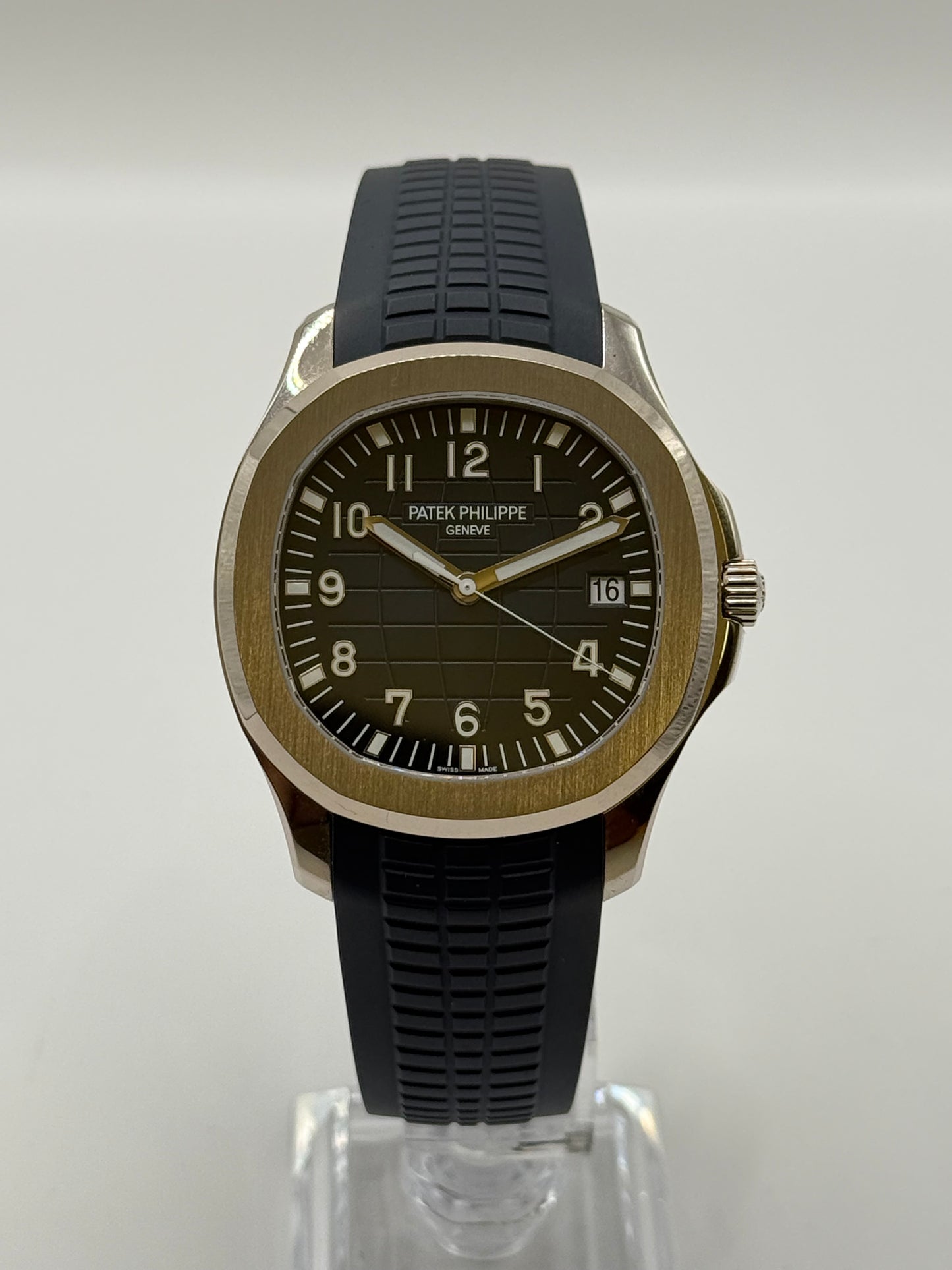 Patek Philippe Aquanaut – Réf. 5168G-001 – 42,2 mm – Full Set