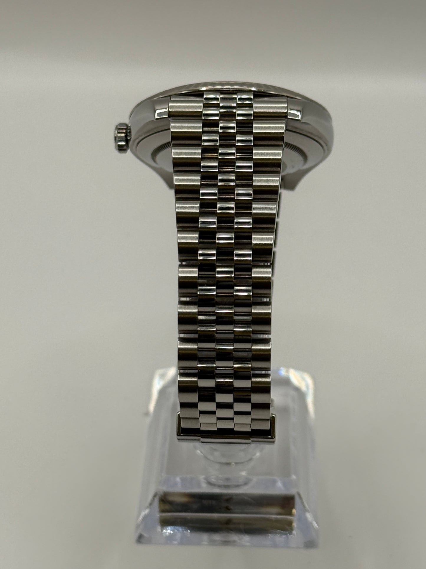 Rolex Datejust 41 réf. 126334 – Cadran noir index bâtons