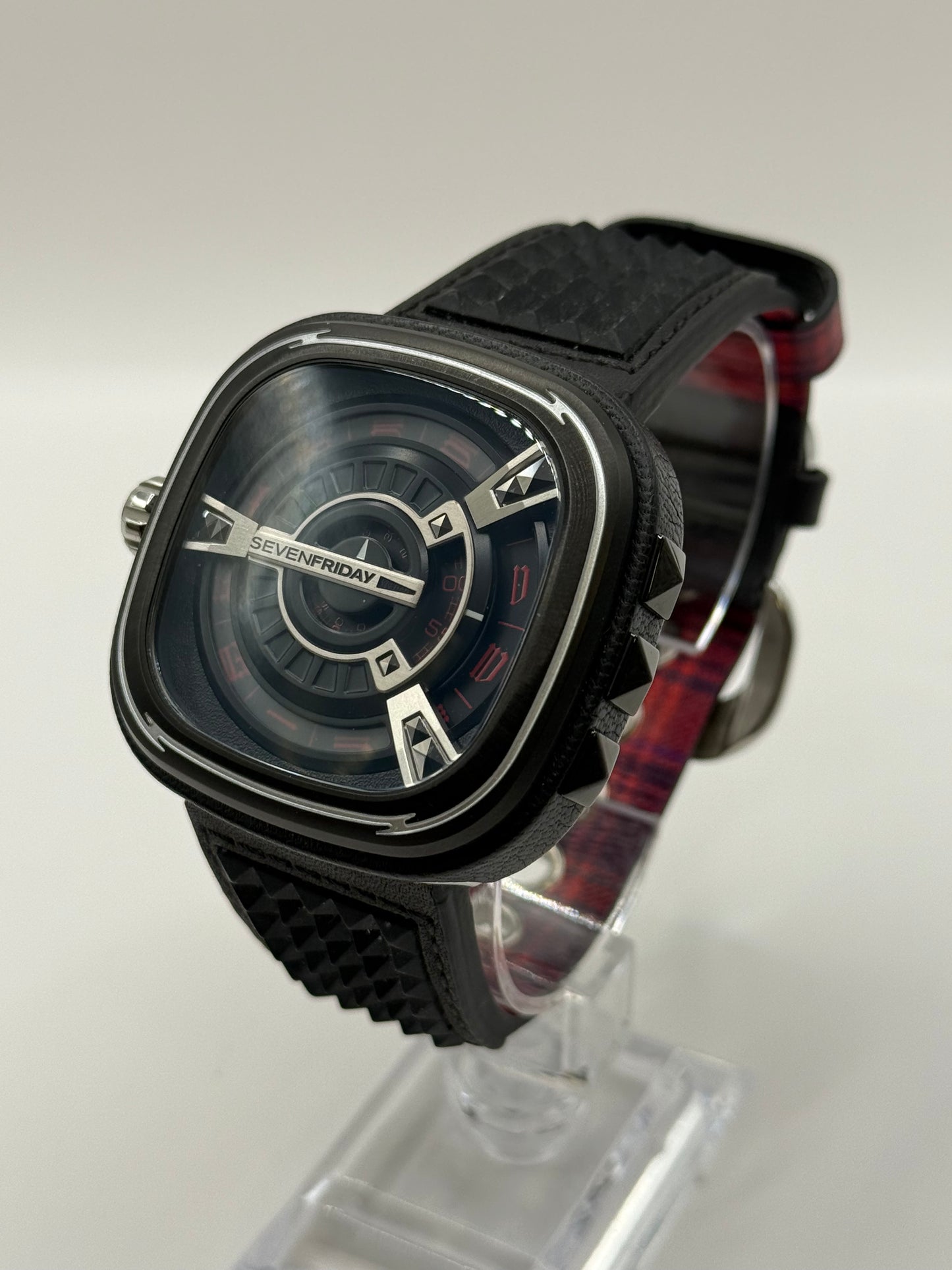 SevenFriday P1B/03 Punk