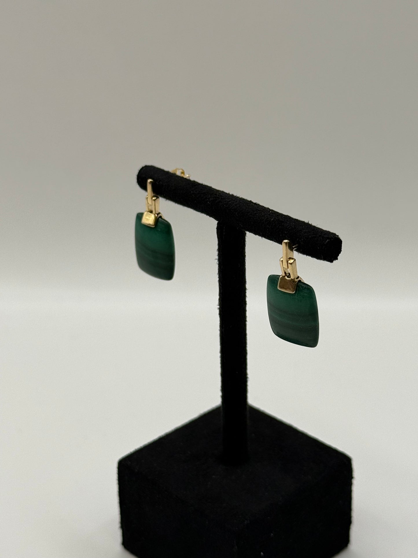 Boucles d’oreilles en or 18k et malachite