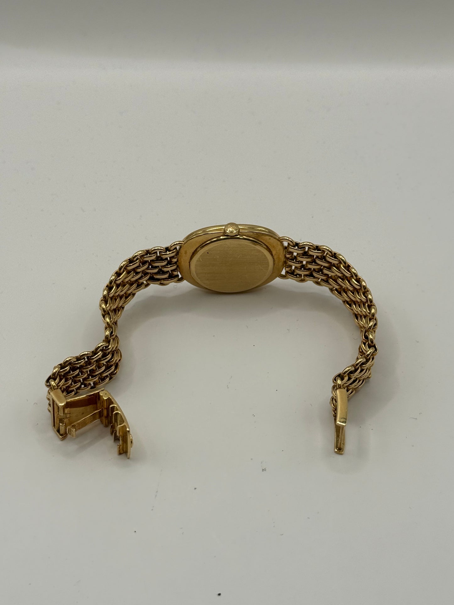 Patek Philippe Ellipse – Référence 3848 – Or jaune 18k