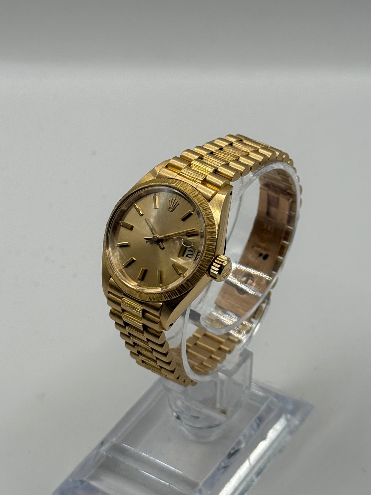 Rolex Lady-Datejust 26 mm or jaune bark finish