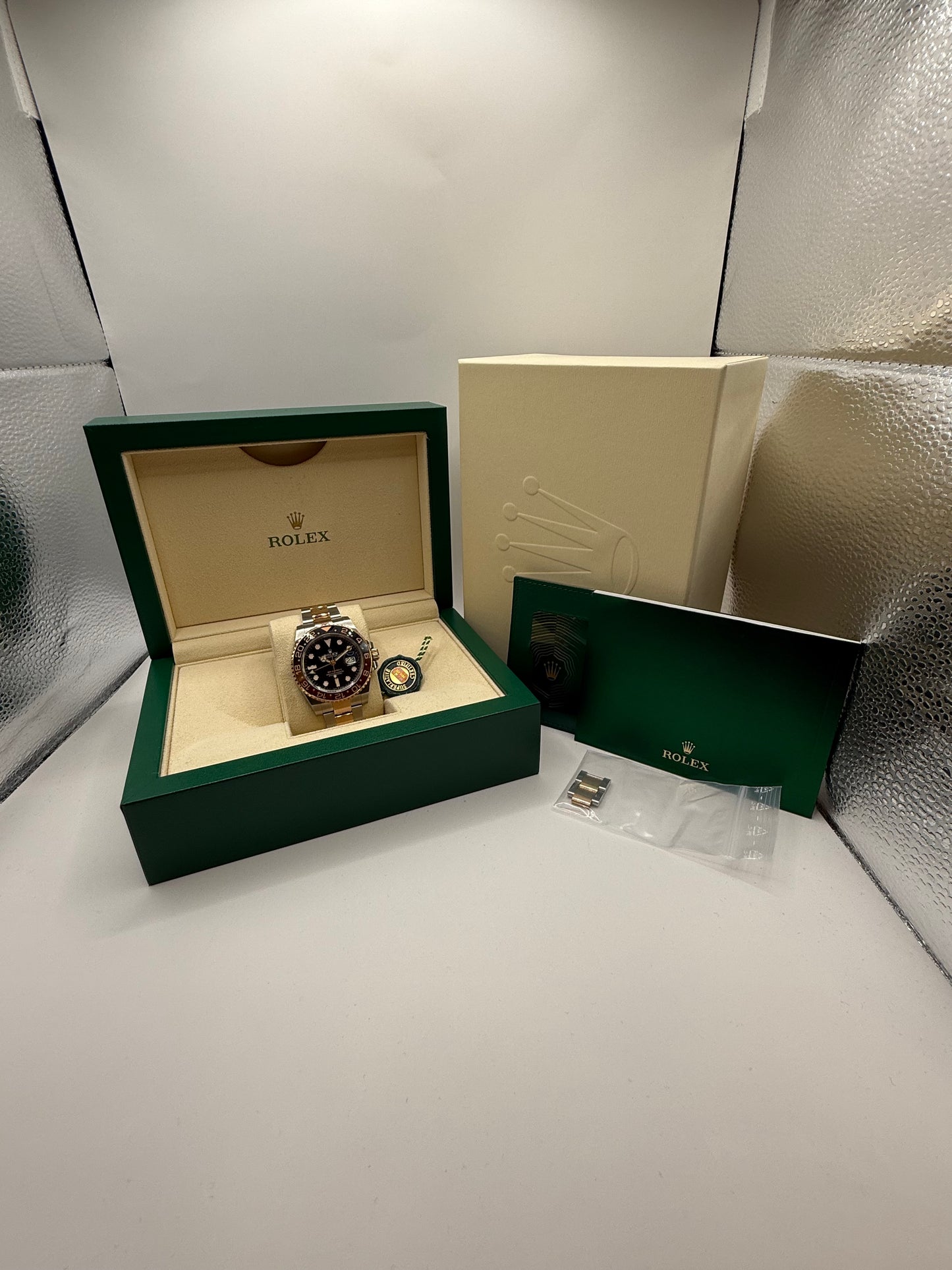 Rolex GMT-Master II “Root Beer” NEUVE