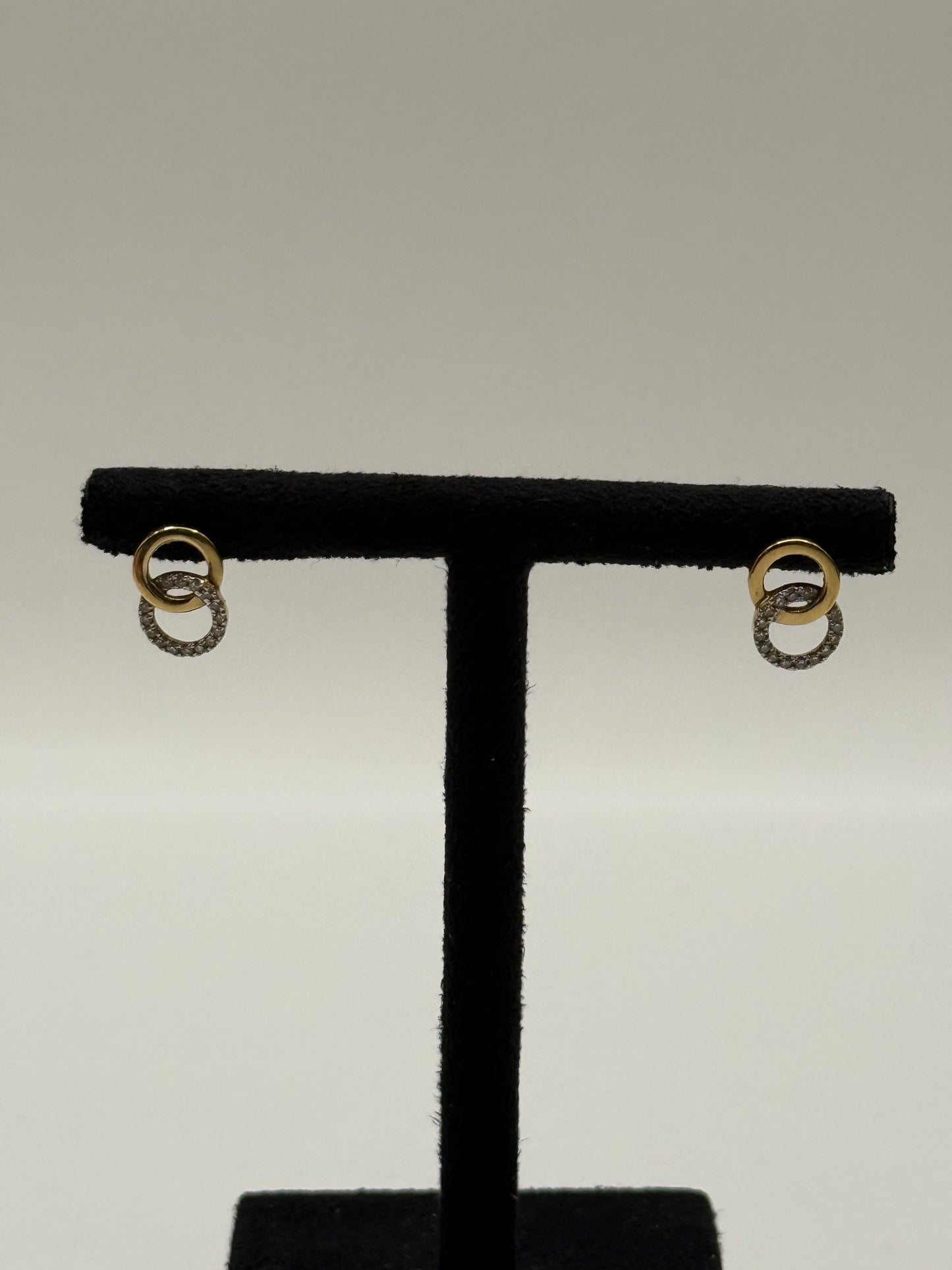 Boucles d’oreilles entrelacées or & diamants