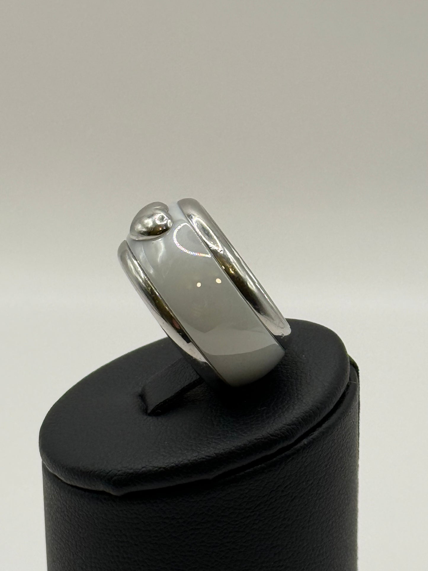 Bague Bucherer Vario – Or blanc 18k + 3 anneaux interchangeables (céramique, bois, acier émaillé)