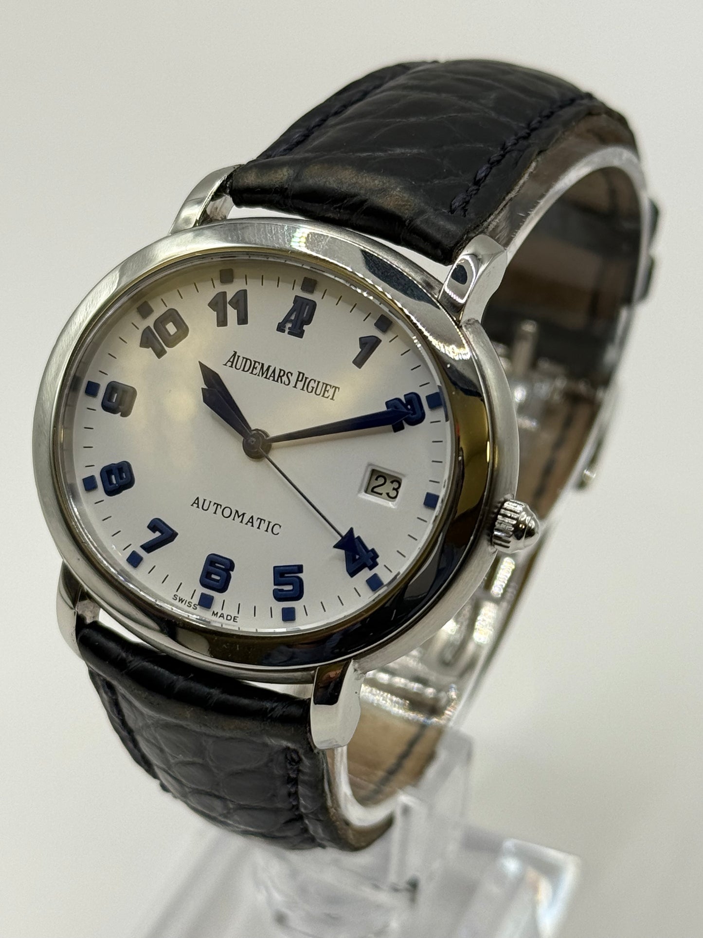 Audemars Piguet Millénary 15016ST 39mm montre de luxe vue 2