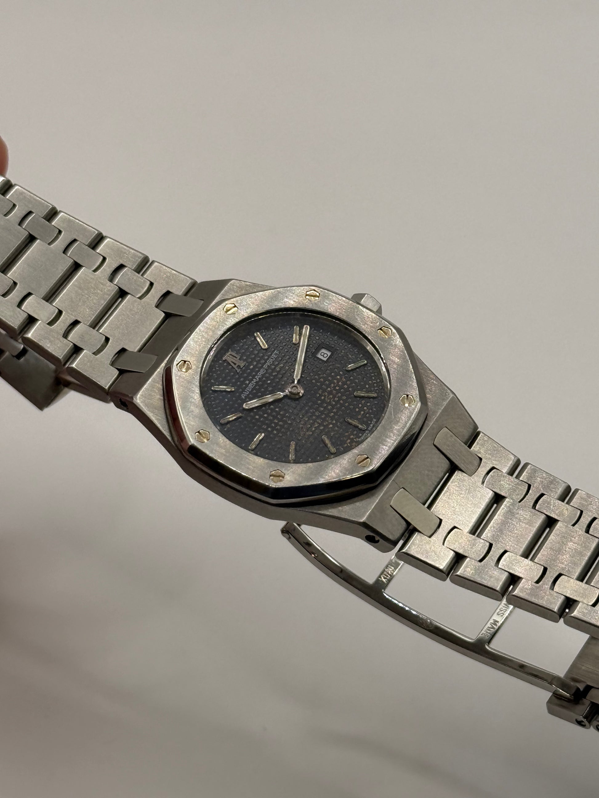 Audemars Piguet Royal Oak 30mm montre de luxe vue 3