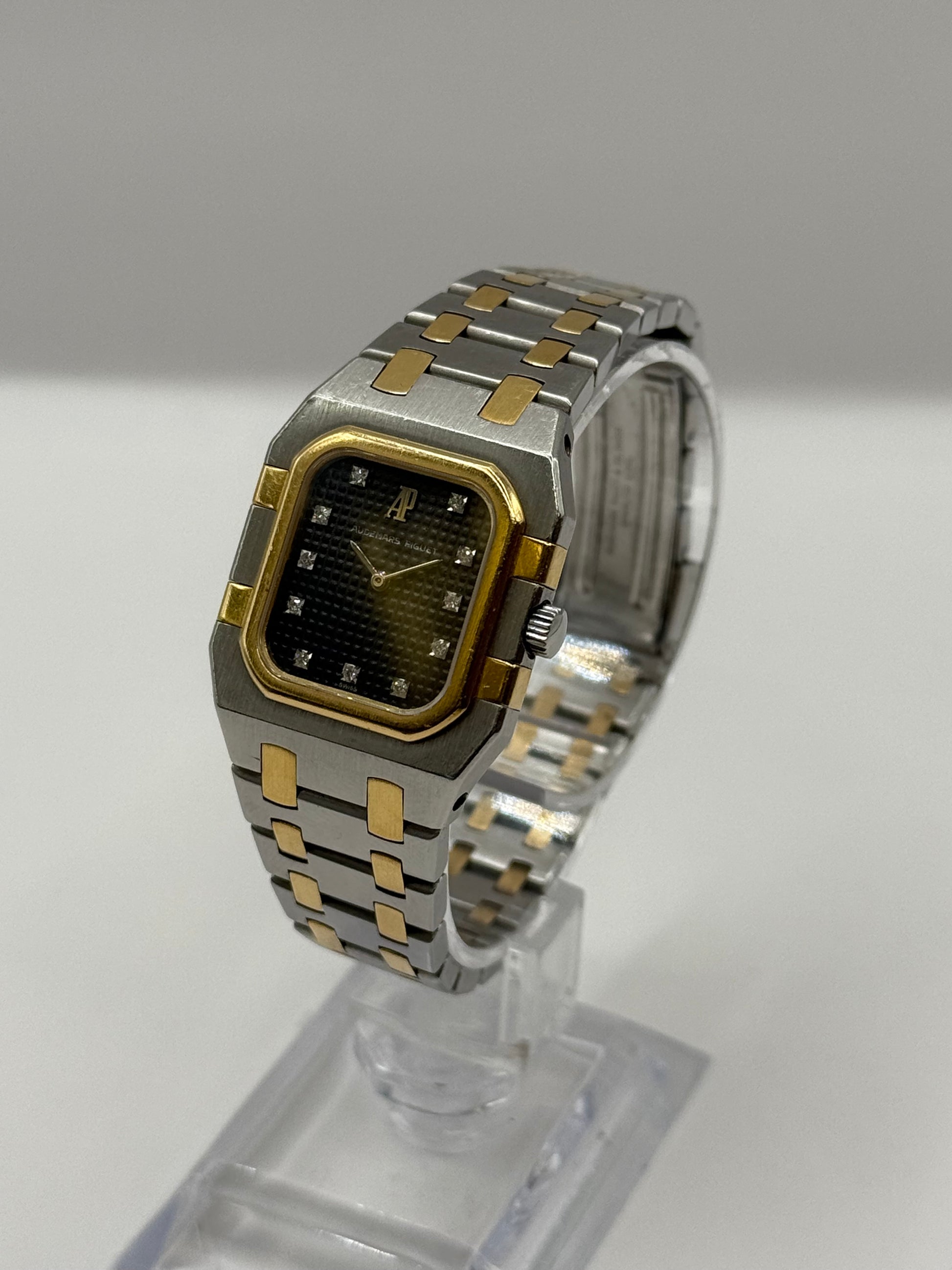 Audemars Piguet Royal Oak  6010SA montre de luxe vue 2