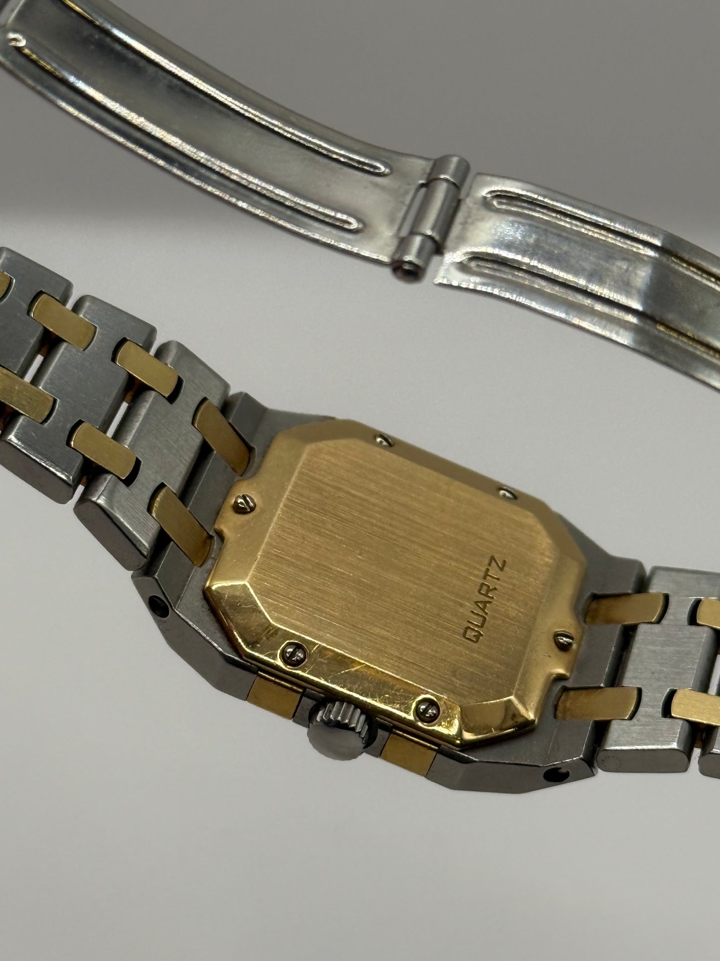 Audemars Piguet Royal Oak  6010SA montre de luxe vue 4