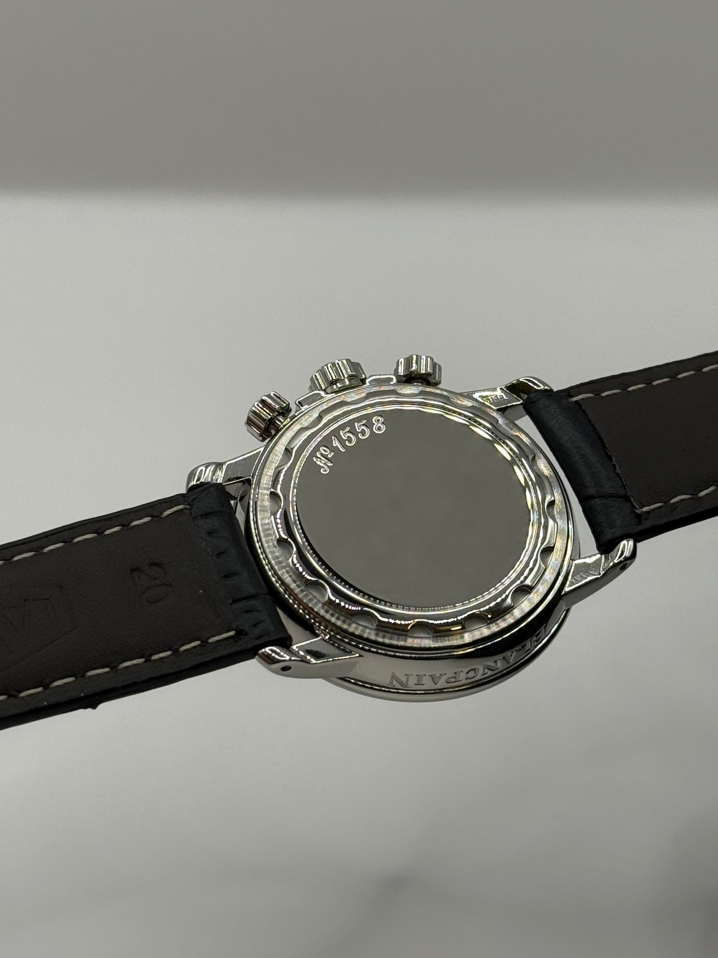 Blancpain  Léman  2185F-1130-71 38mm montre de luxe vue 3