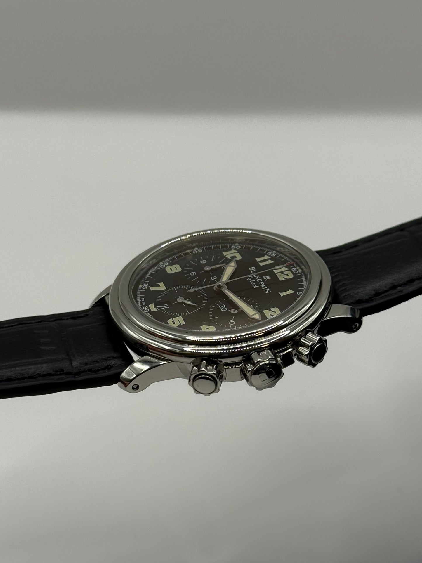 Blancpain  Léman  2185F-1130-71 38mm montre de luxe vue 4