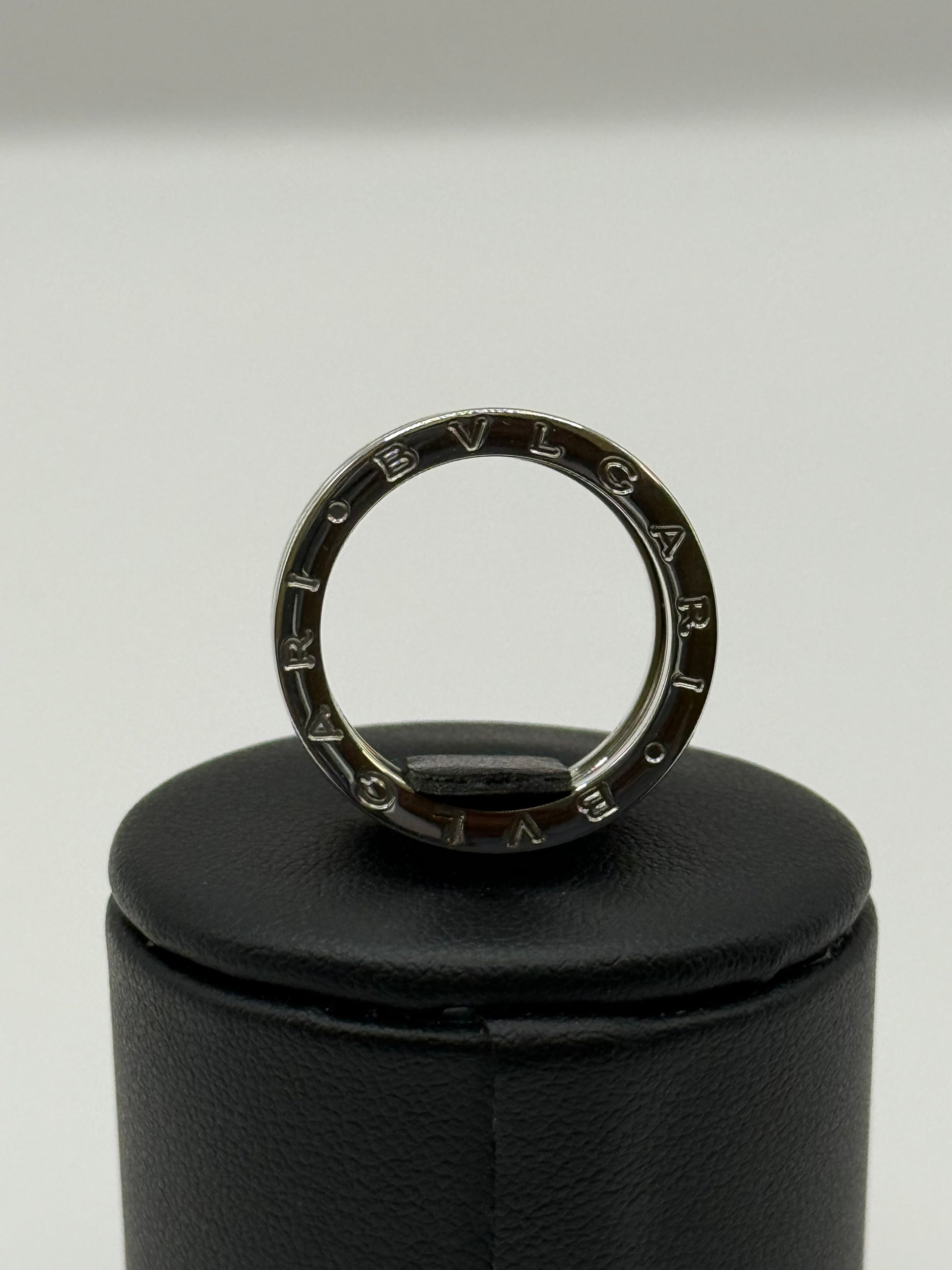 Bague Bvlgari B01 or blanc taille 55 bijou de luxe vue 3