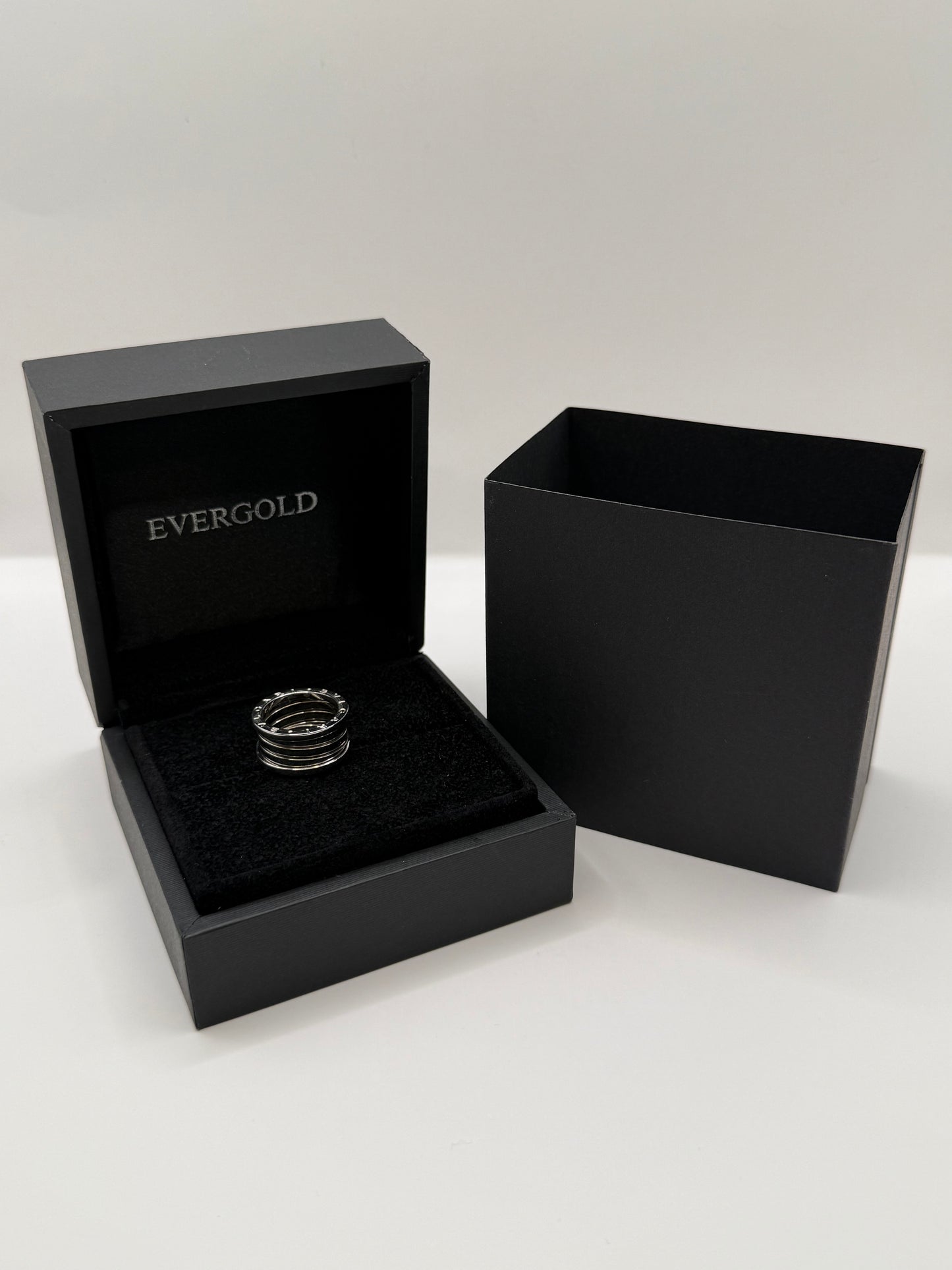 Bague Bvlgari B01 or blanc taille 55 bijou de luxe vue 4
