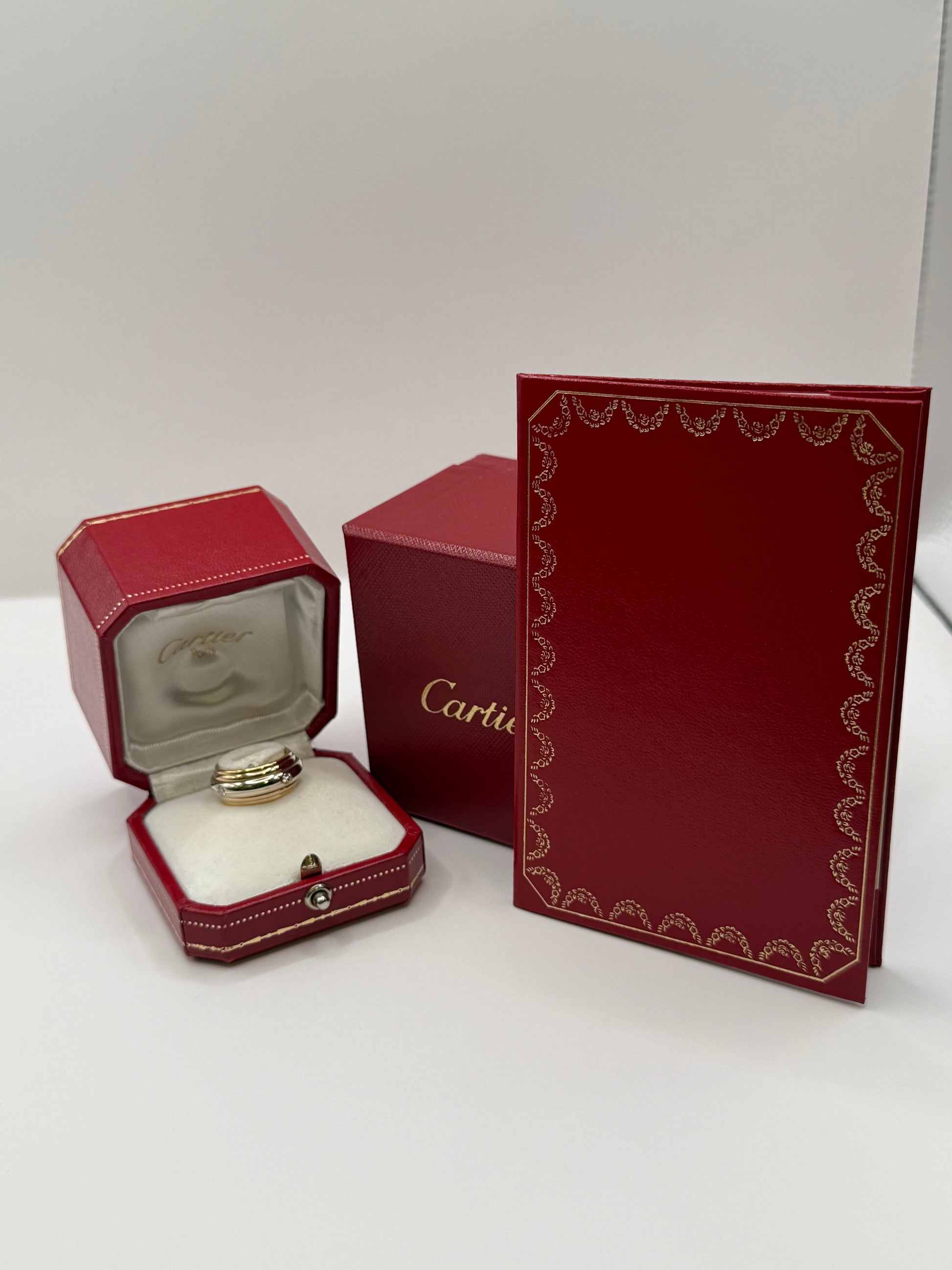 Bague Cartier Saturne Diamant taille 50 or 18 carats bijou de luxe vue 5