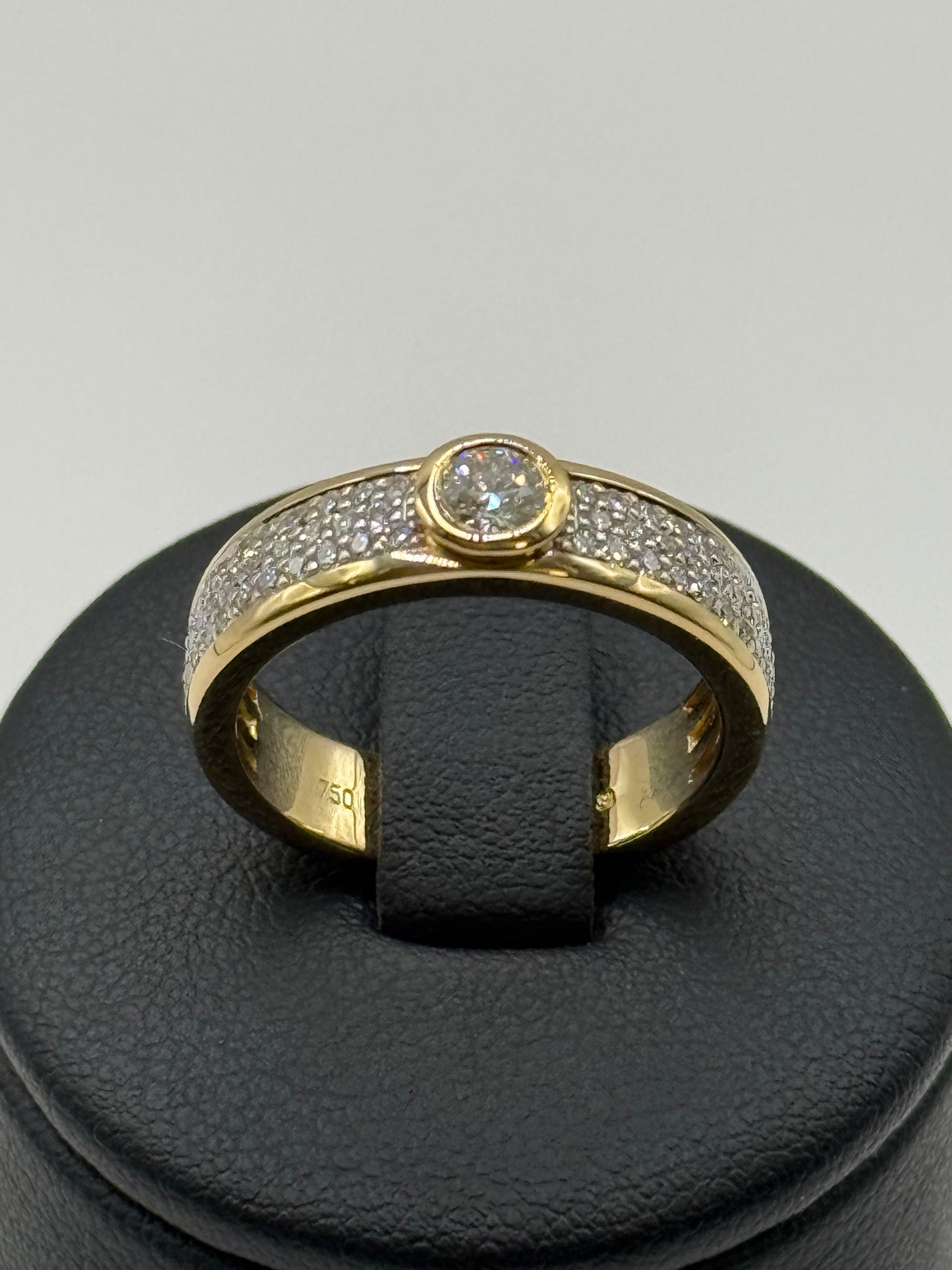 Bague diamant 0,75 H SI taille 56 or 18 carats bijou de luxe