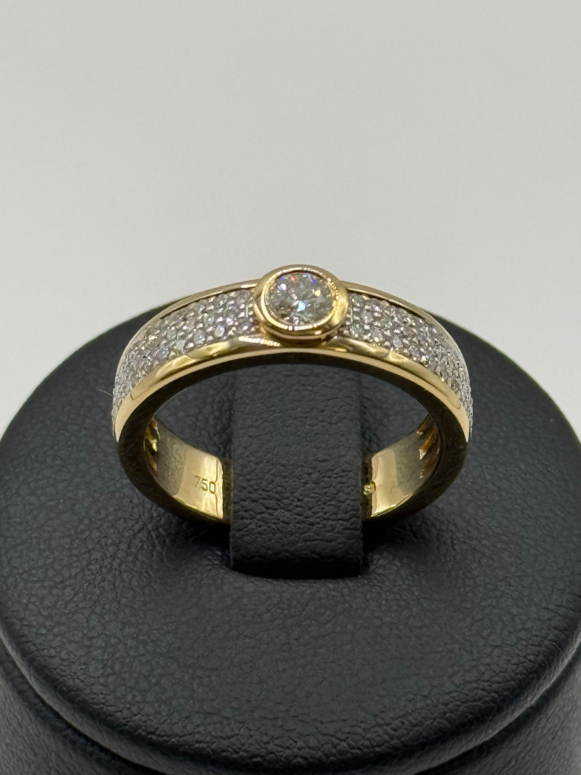 Bague diamant 0,75 H SI taille 56 or 18 carats bijou de luxe