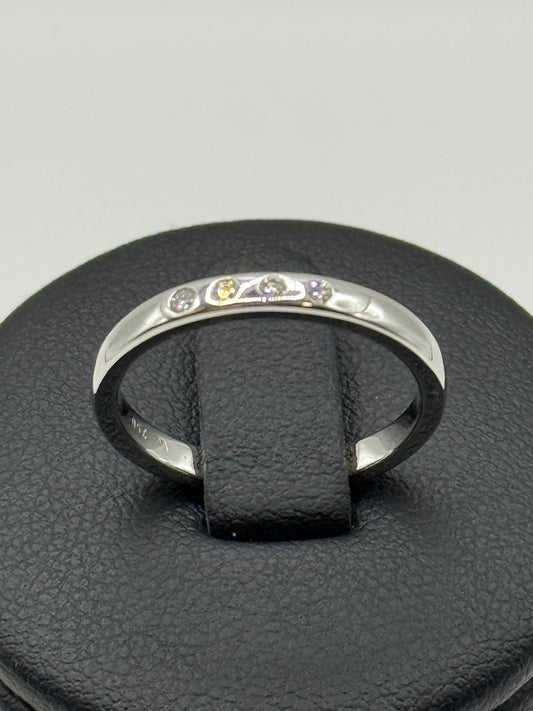 Bague en or blanc 18 carats et diamants  taille 53 bijou de luxe