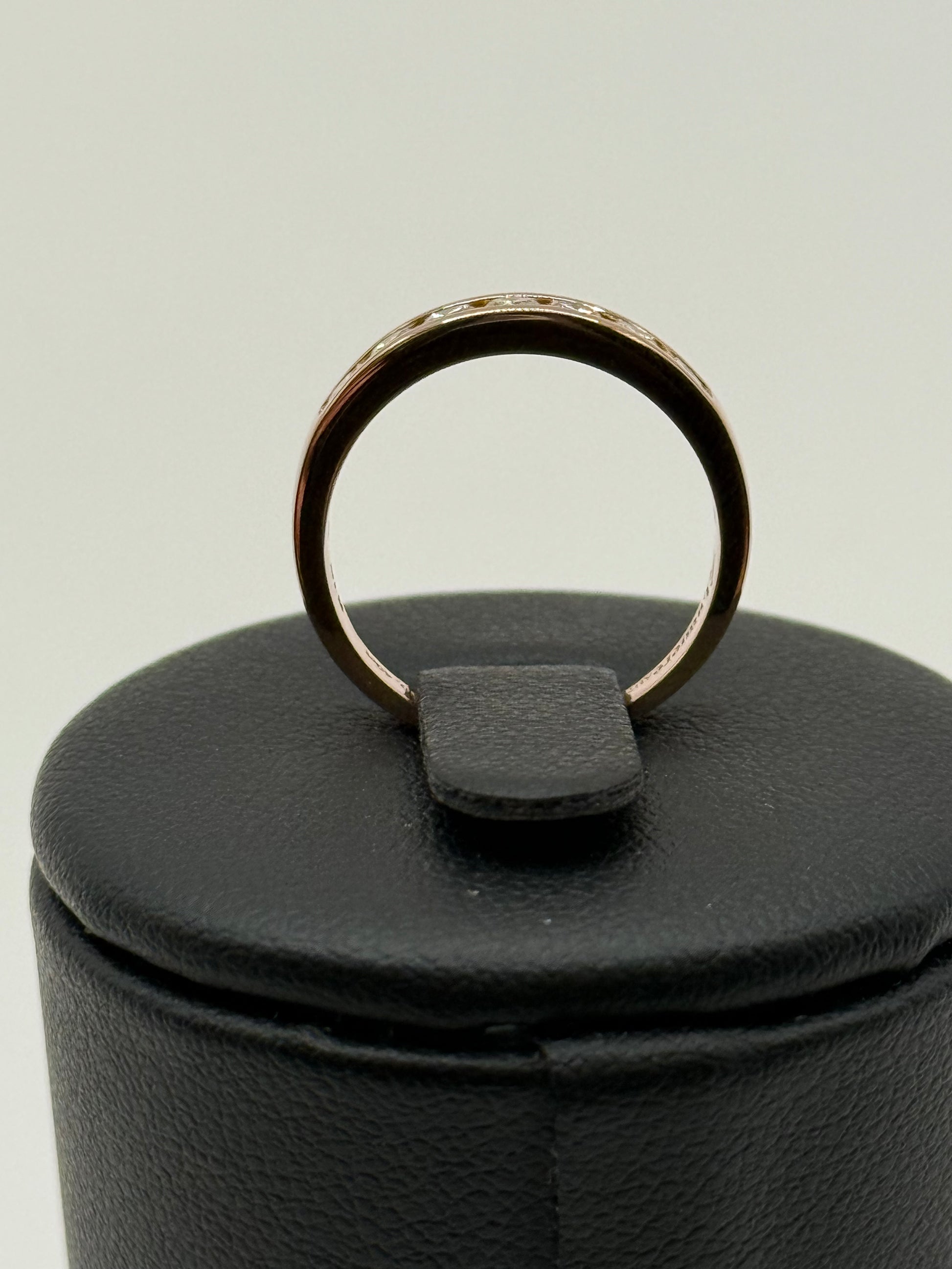 Bague en or rose 18 carats et diamants taille 49 bijou de luxe vue 3