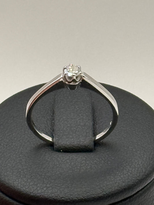 Bague solitaire en or blanc 18 carats sertie d’un diamant 0,15 ct taille 52 bijou de luxe