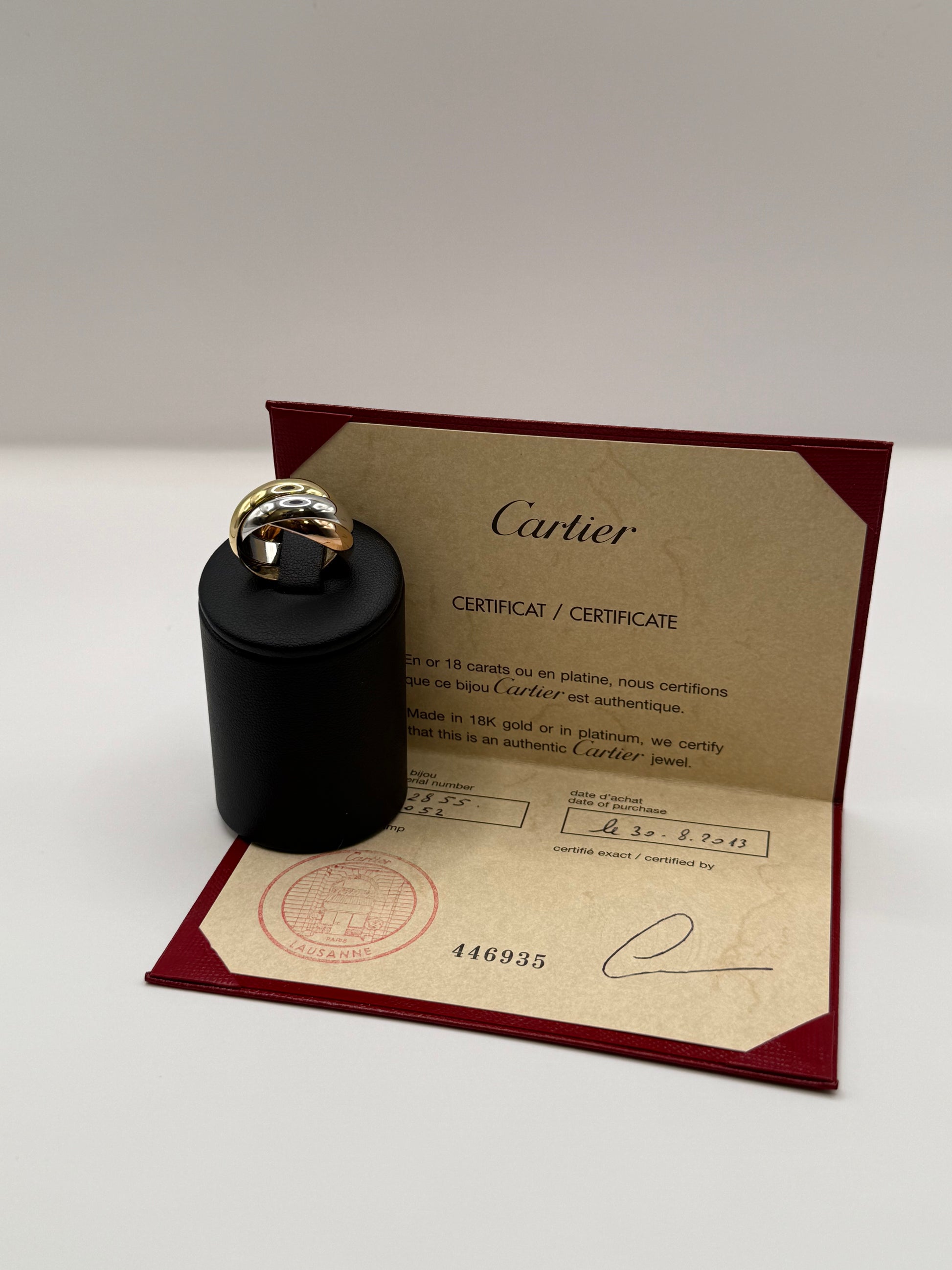 Cartier Trinity Grand Modèle taille 56 or 18 carats bijou de luxe vue 4