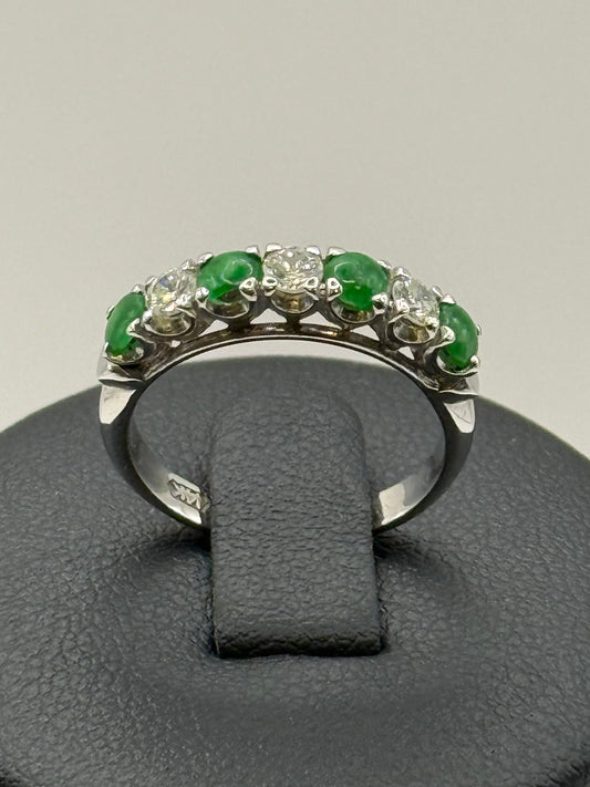 Bague en or blanc sertie de jades et de diamants taille 50 bijou de luxe