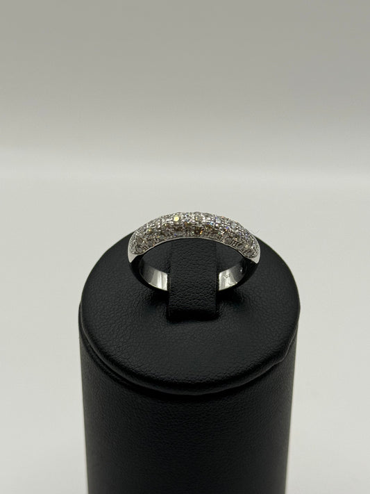 Bague pavée en or blanc 18k et diamants taille 58 bijou de luxe