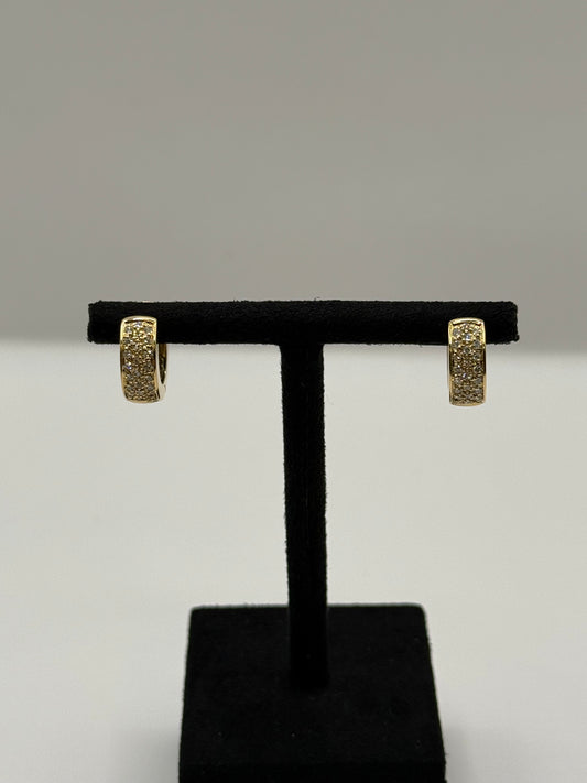 Boucles d’oreilles créoles  Autre bijou de luxe