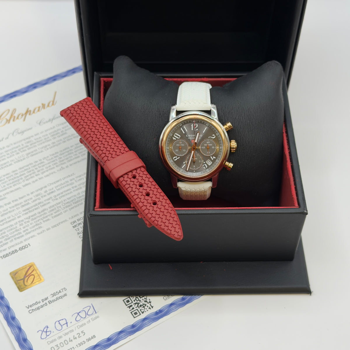 Chopard Mille Miglia  168588-6001 2021 39mm montre de luxe vue 5