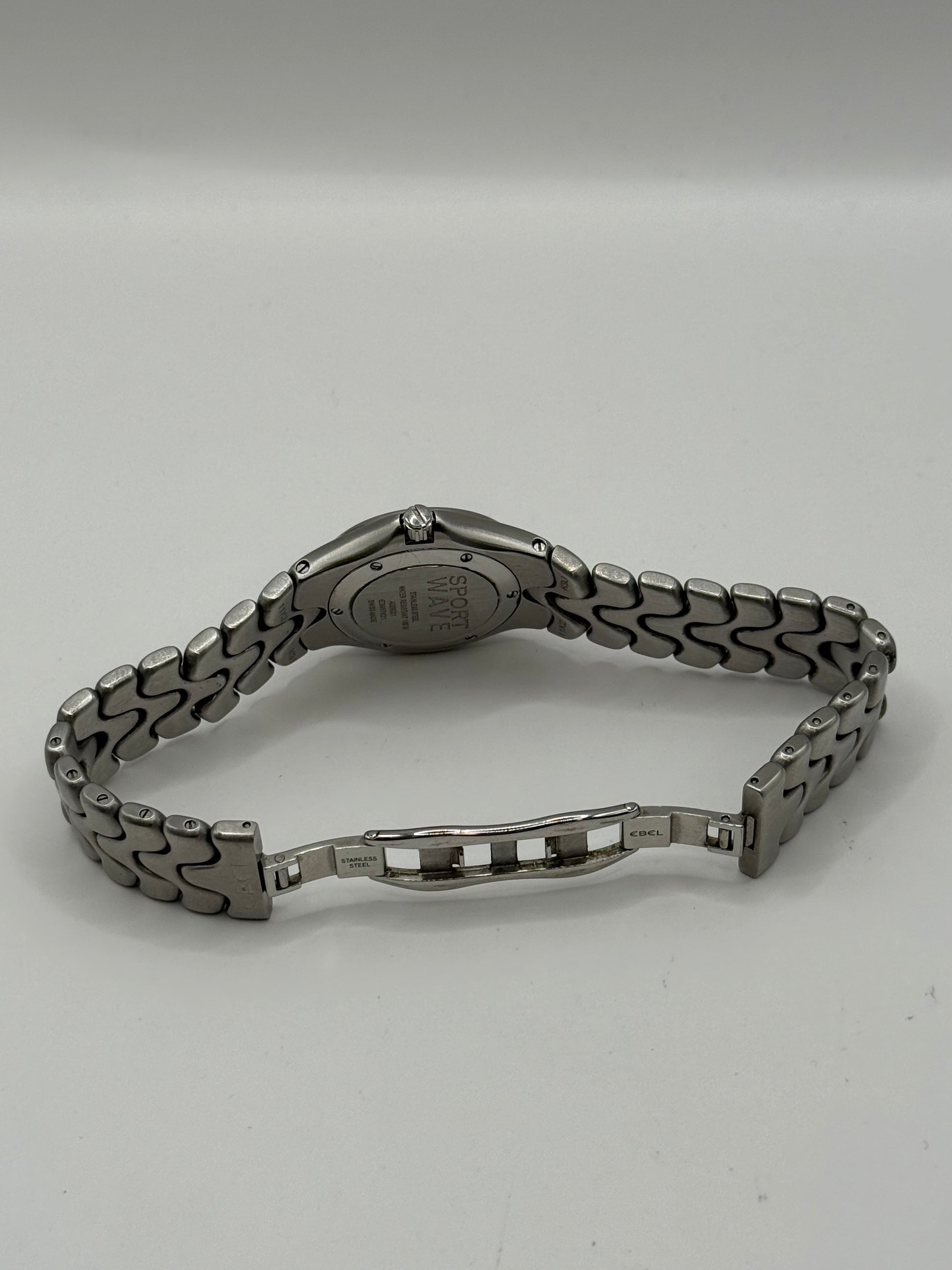 Ebel Sportwave  2005 28mm montre de luxe vue 3