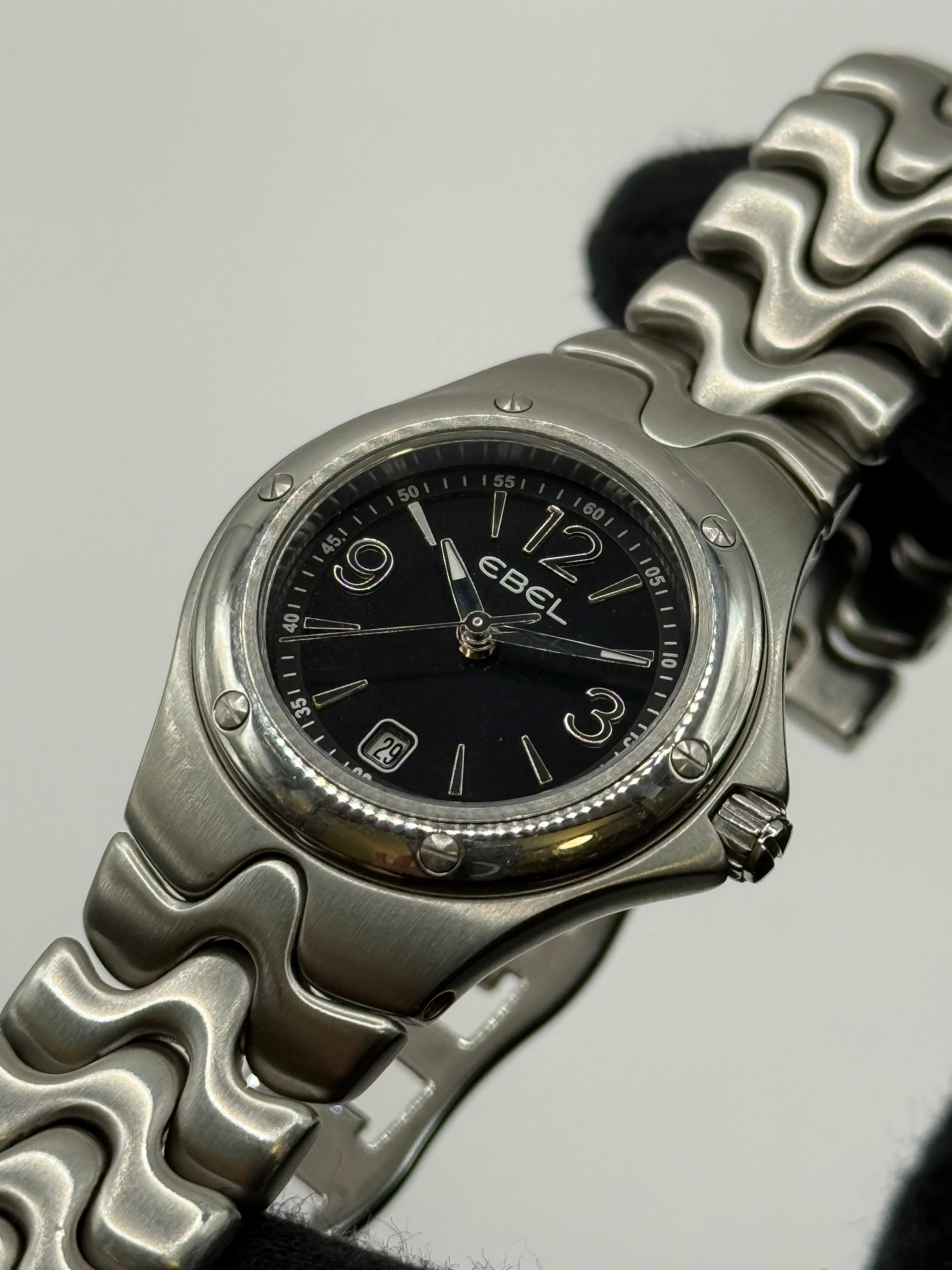 Ebel Sportwave  2005 28mm montre de luxe vue 4