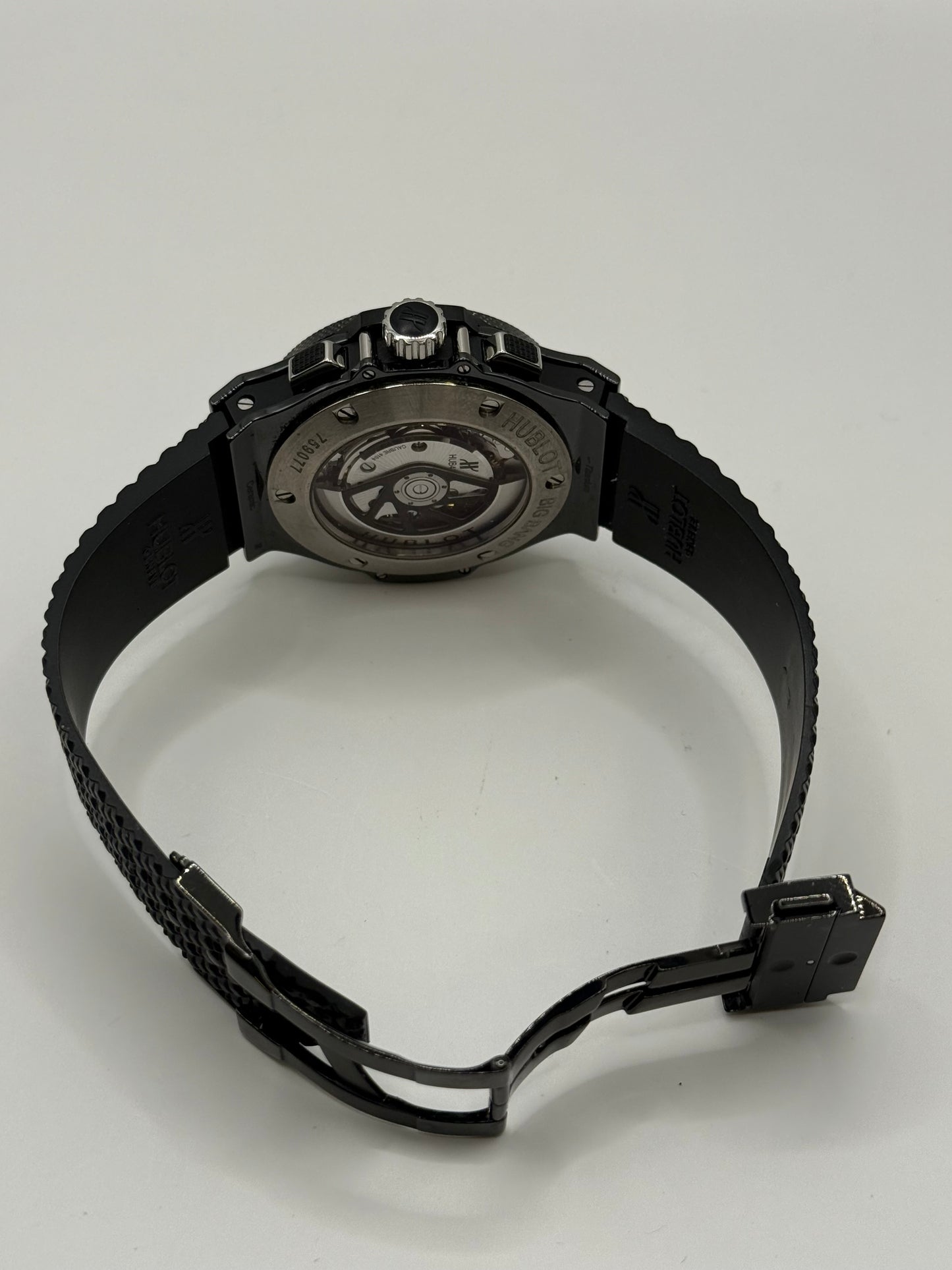 Hublot Big Bang 301.CX.130.RX 2016 44mm montre de luxe vue 3