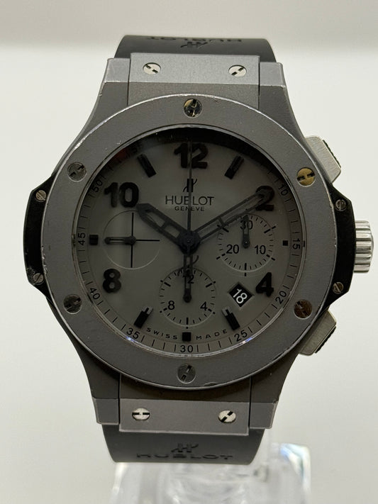 Hublot Big Bang Tantalum 301.AI.460.RX 44mm montre de luxe
