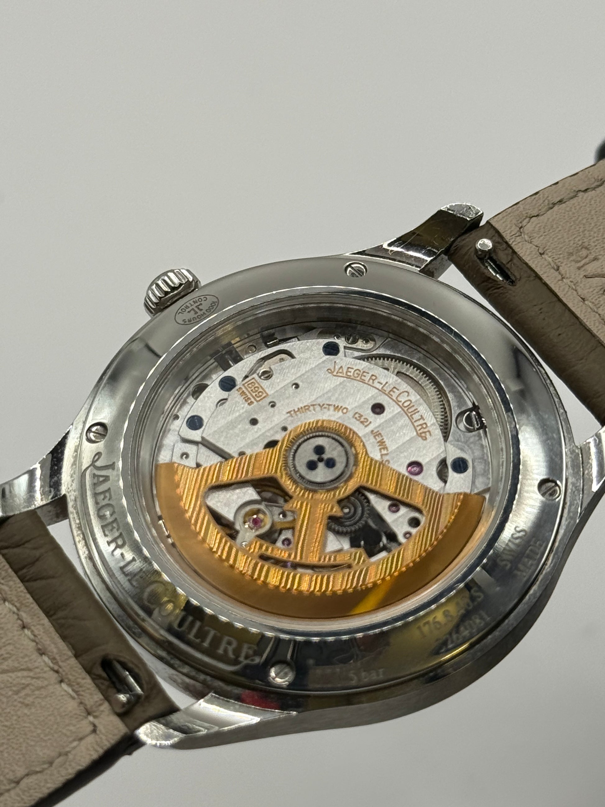 Jaeger-Lecoultre Master Contol Date q1548530 2017 39mm montre de luxe vue 4
