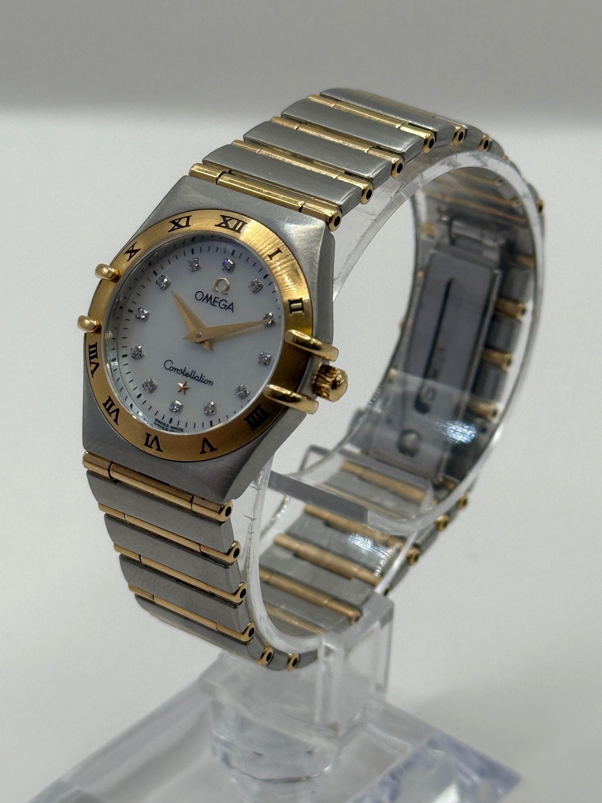 Omega Constellation montre de luxe vue 2