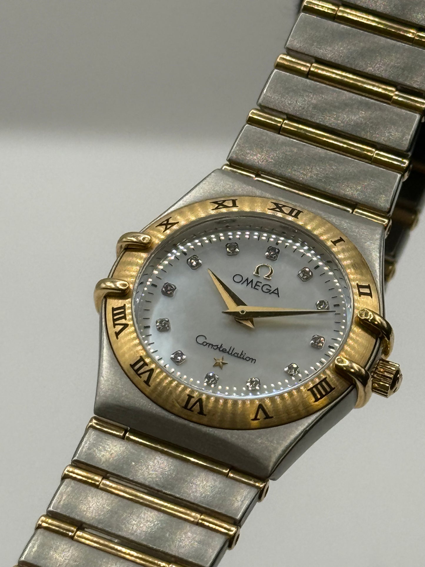 Omega Constellation montre de luxe vue 3
