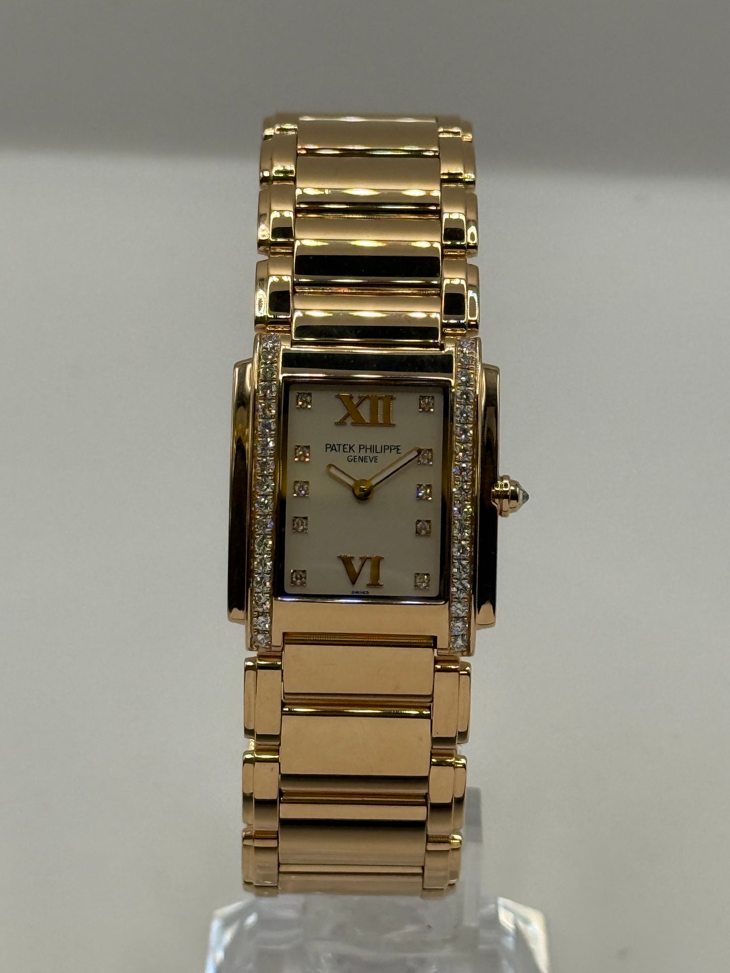 Patek Philippe Twenty-4 4910/11 2007/2009 25mm montre de luxe