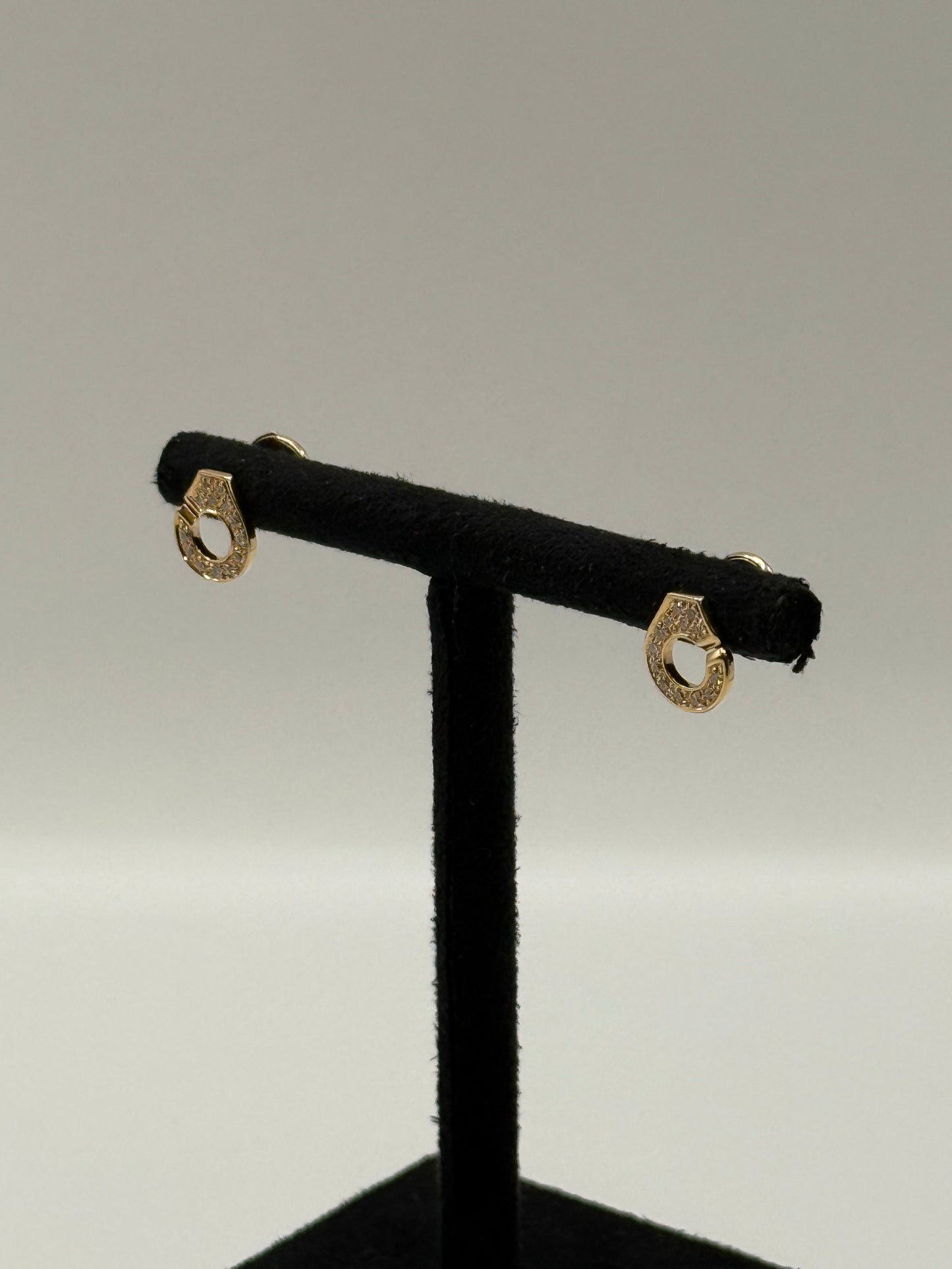 Puces d'oreille Menotte Dinh Van