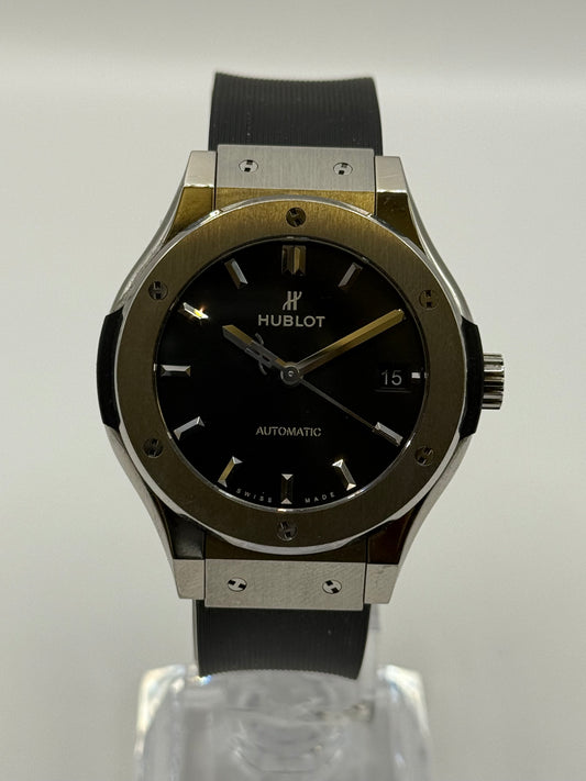 Hublot Classic Fusion Titanium 38mm montre de luxe