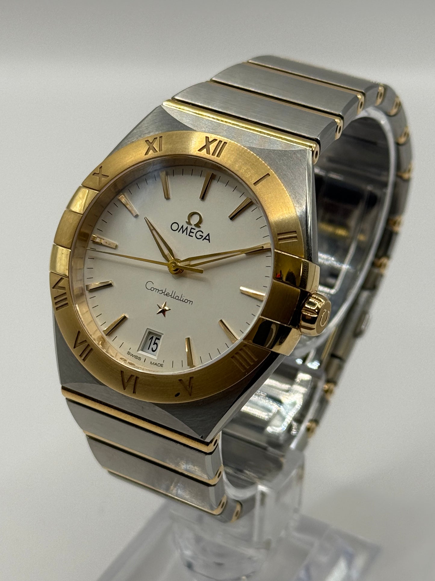 Omega Constellation 36 mm Or & Acier